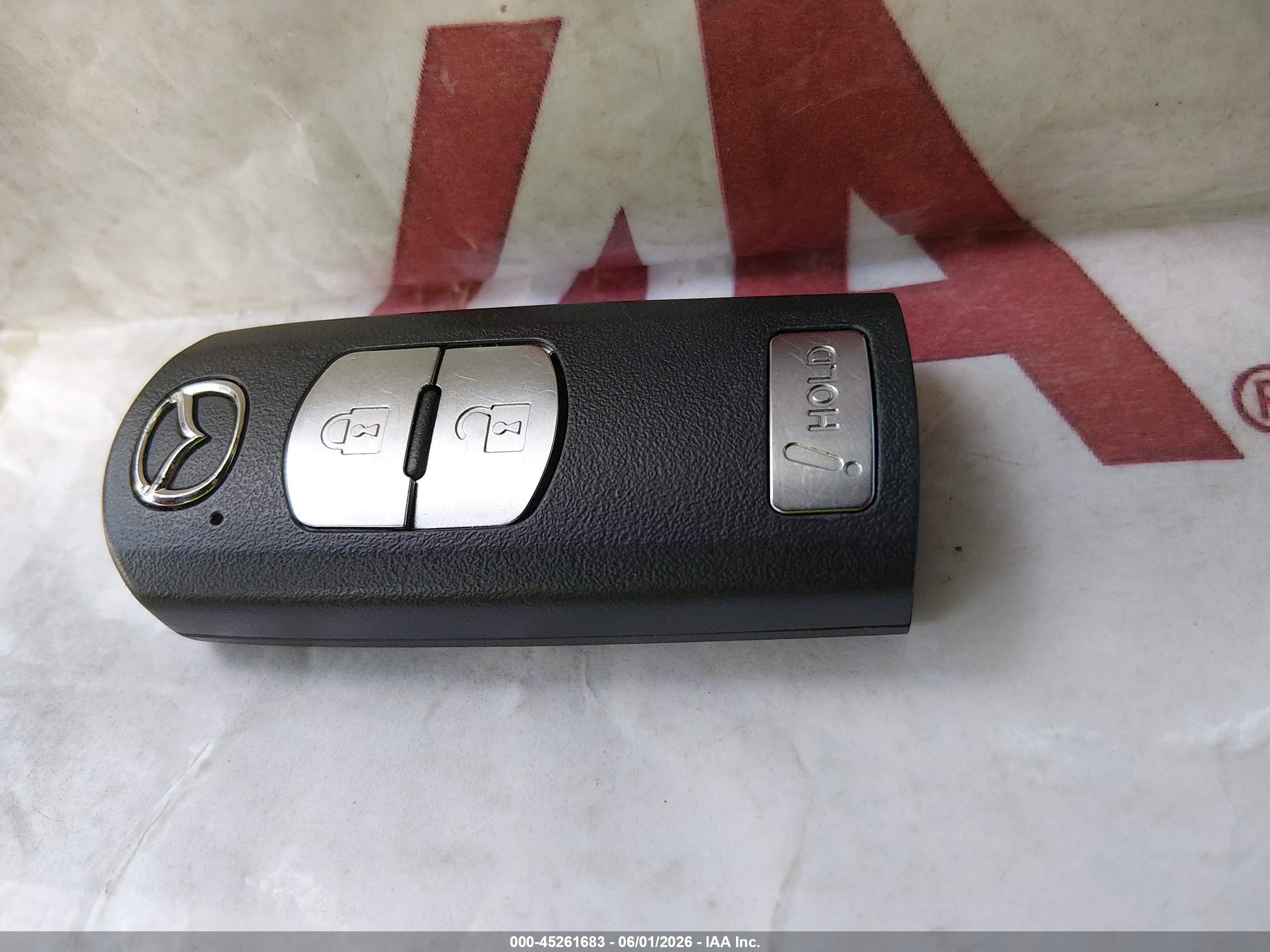 2015 Mazda Mazda3 I Sport Белый vin: 3MZBM1K72FM153317