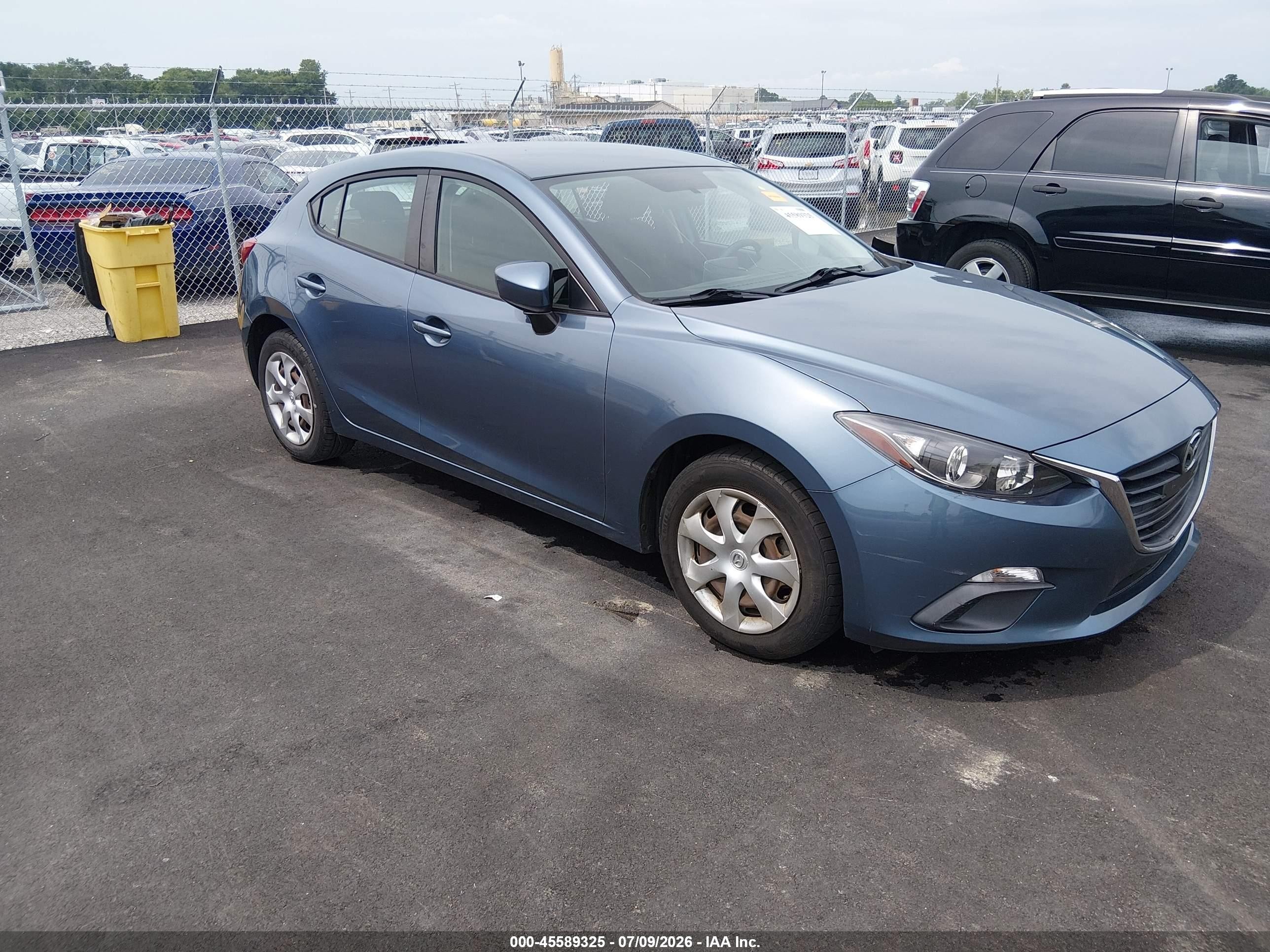 2015 Mazda Mazda3 I Sport Blue vin: 3MZBM1K75FM192712