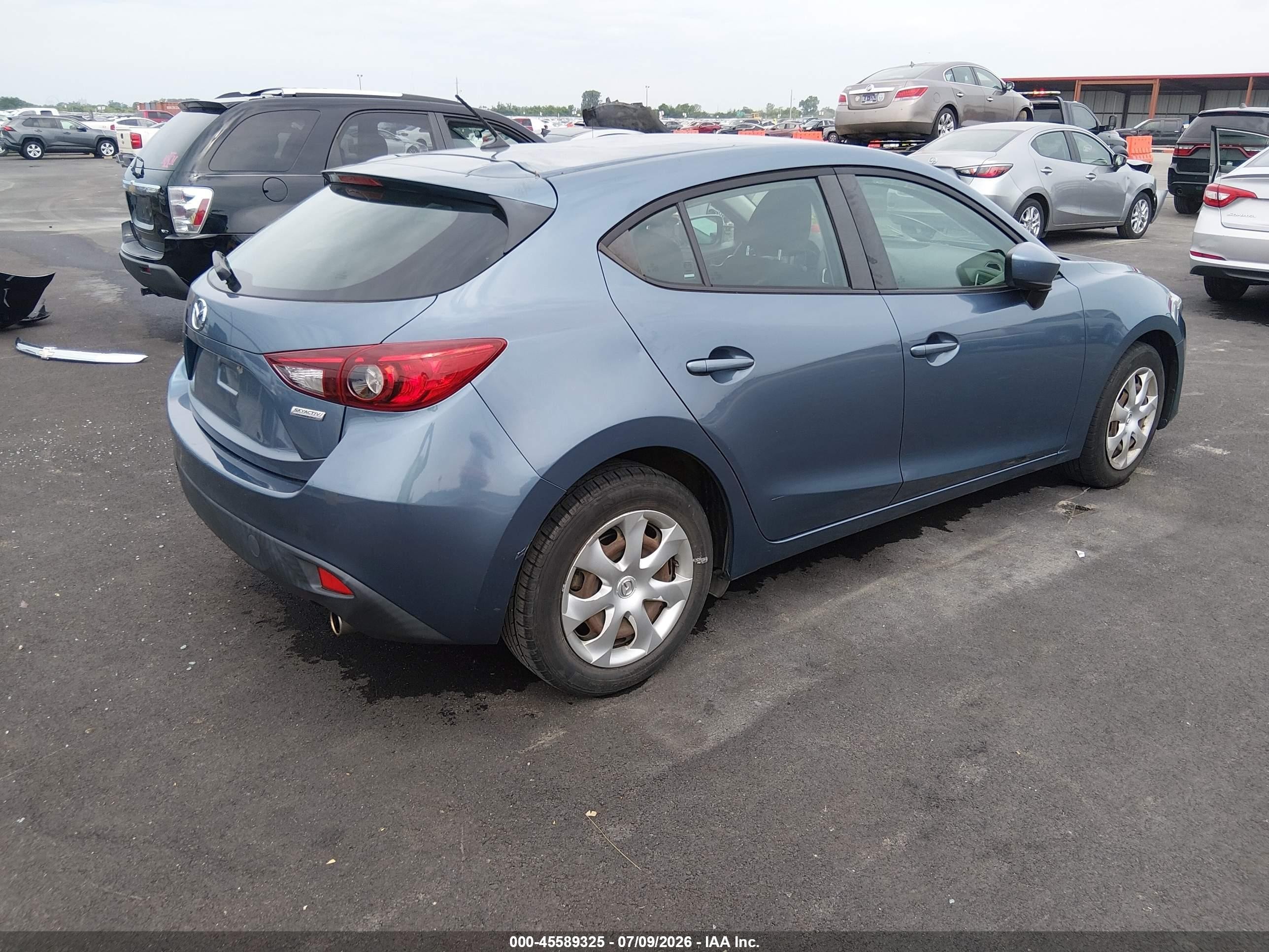 2015 Mazda Mazda3 I Sport Blue vin: 3MZBM1K75FM192712