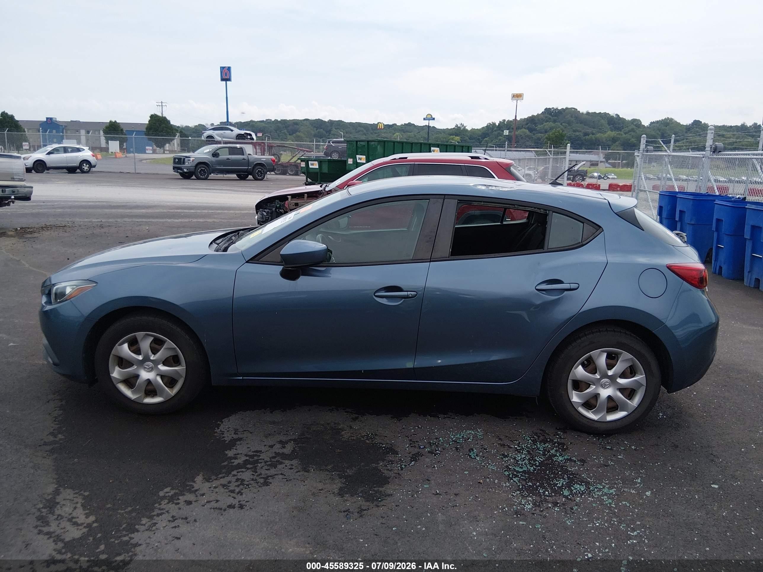 2015 Mazda Mazda3 I Sport Blue vin: 3MZBM1K75FM192712