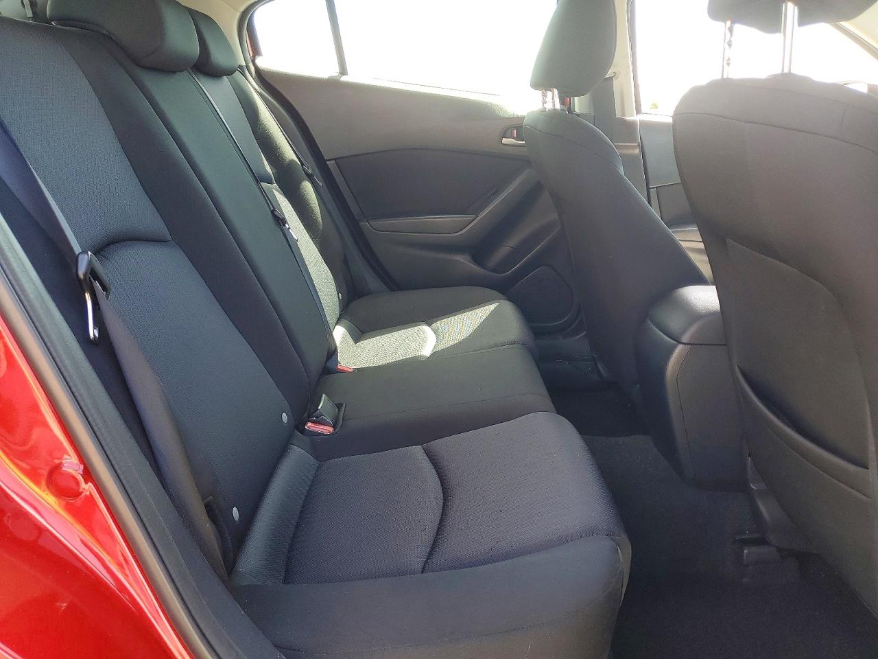 2015 Mazda 3 Sport Red vin: 3MZBM1K76FM138111