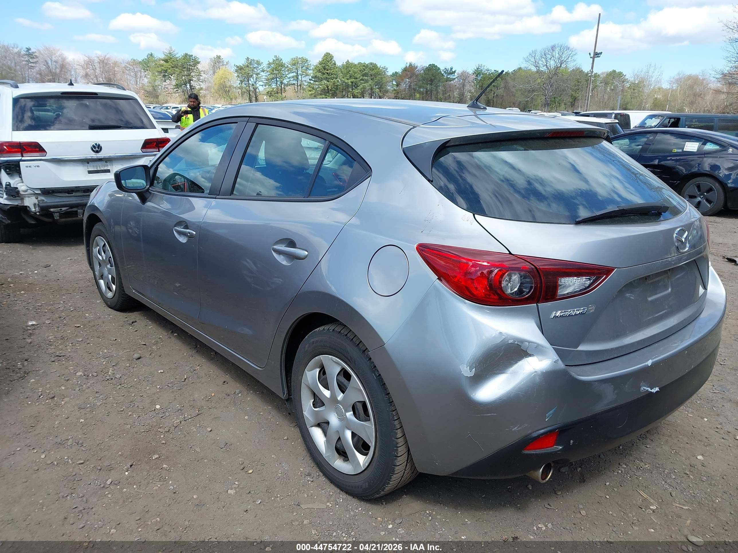 2015 Mazda Mazda3 I Sport Gray vin: 3MZBM1K79FM195757
