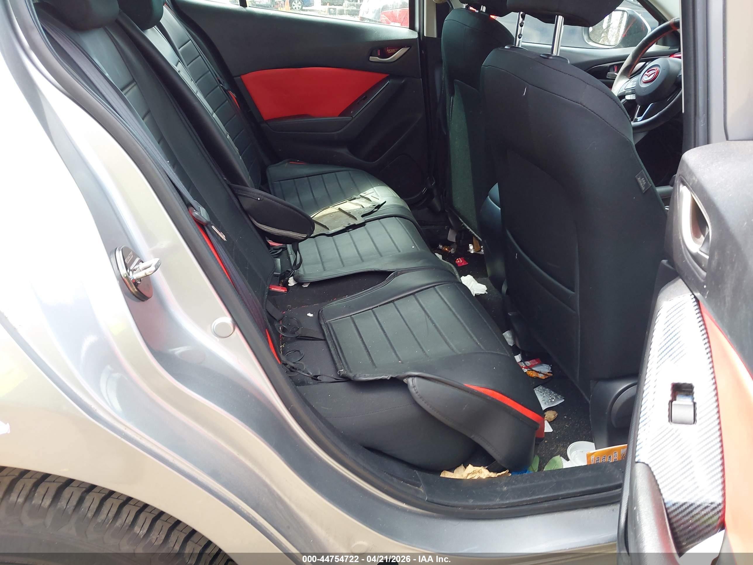 2015 Mazda Mazda3 I Sport Gray vin: 3MZBM1K79FM195757