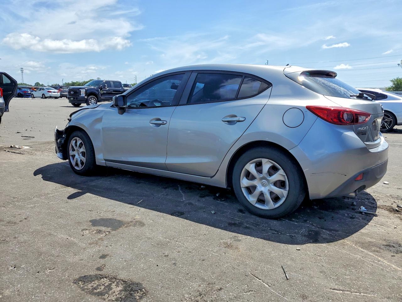 2015 Mazda 3 Sport Silver vin: 3MZBM1K79FM208216