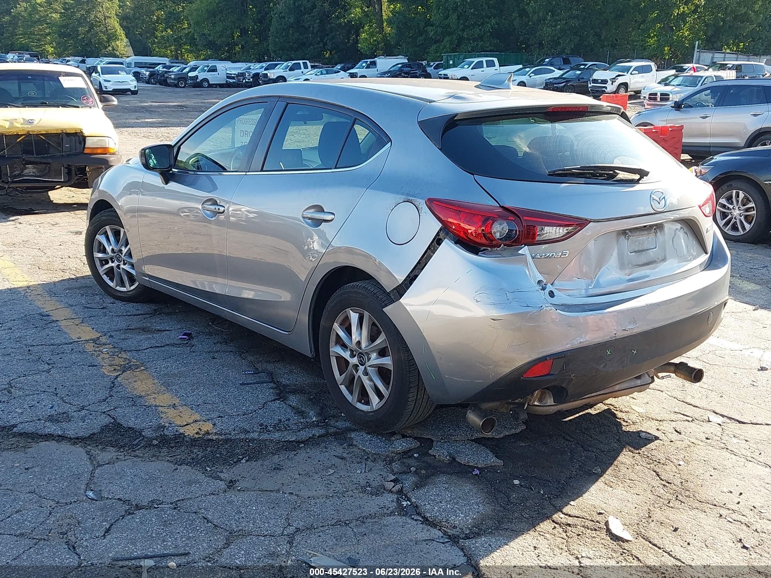 2015 Mazda Mazda3 I Touring Silver vin: 3MZBM1L70FM174844