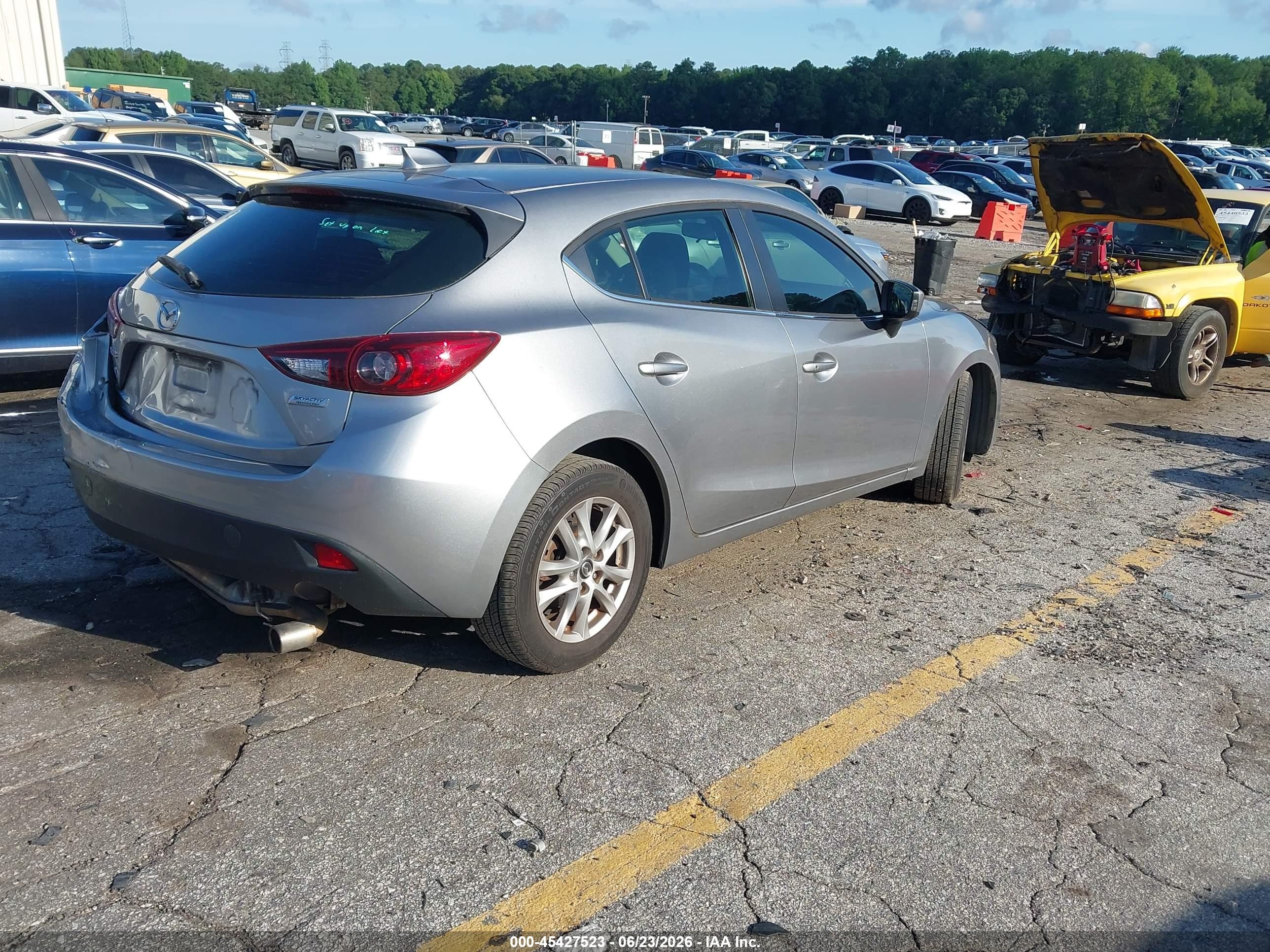 2015 Mazda Mazda3 I Touring Silver vin: 3MZBM1L70FM174844
