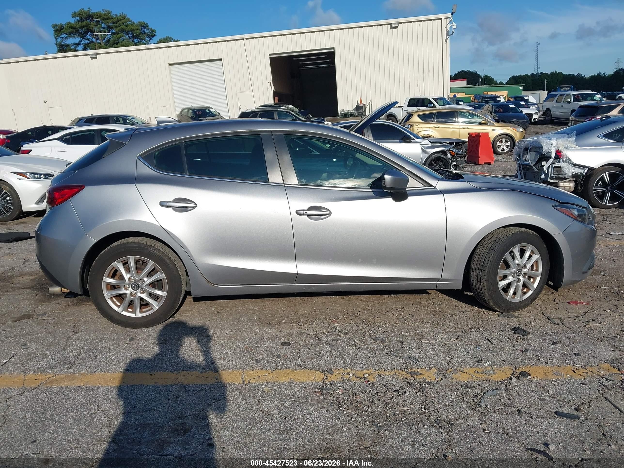 2015 Mazda Mazda3 I Touring Silver vin: 3MZBM1L70FM174844
