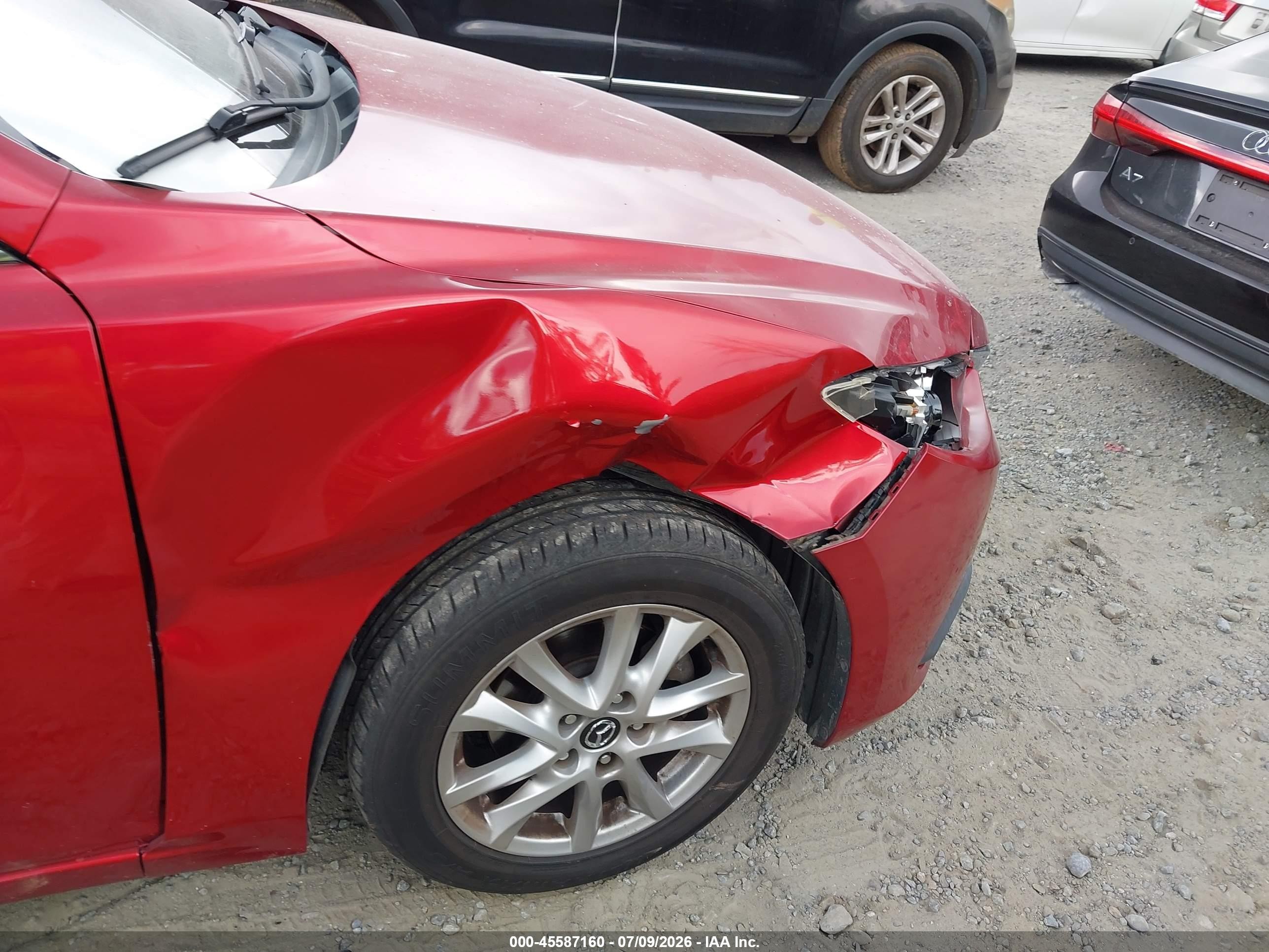 2014 Mazda Mazda3 I Touring Red vin: 3MZBM1L71EM116871