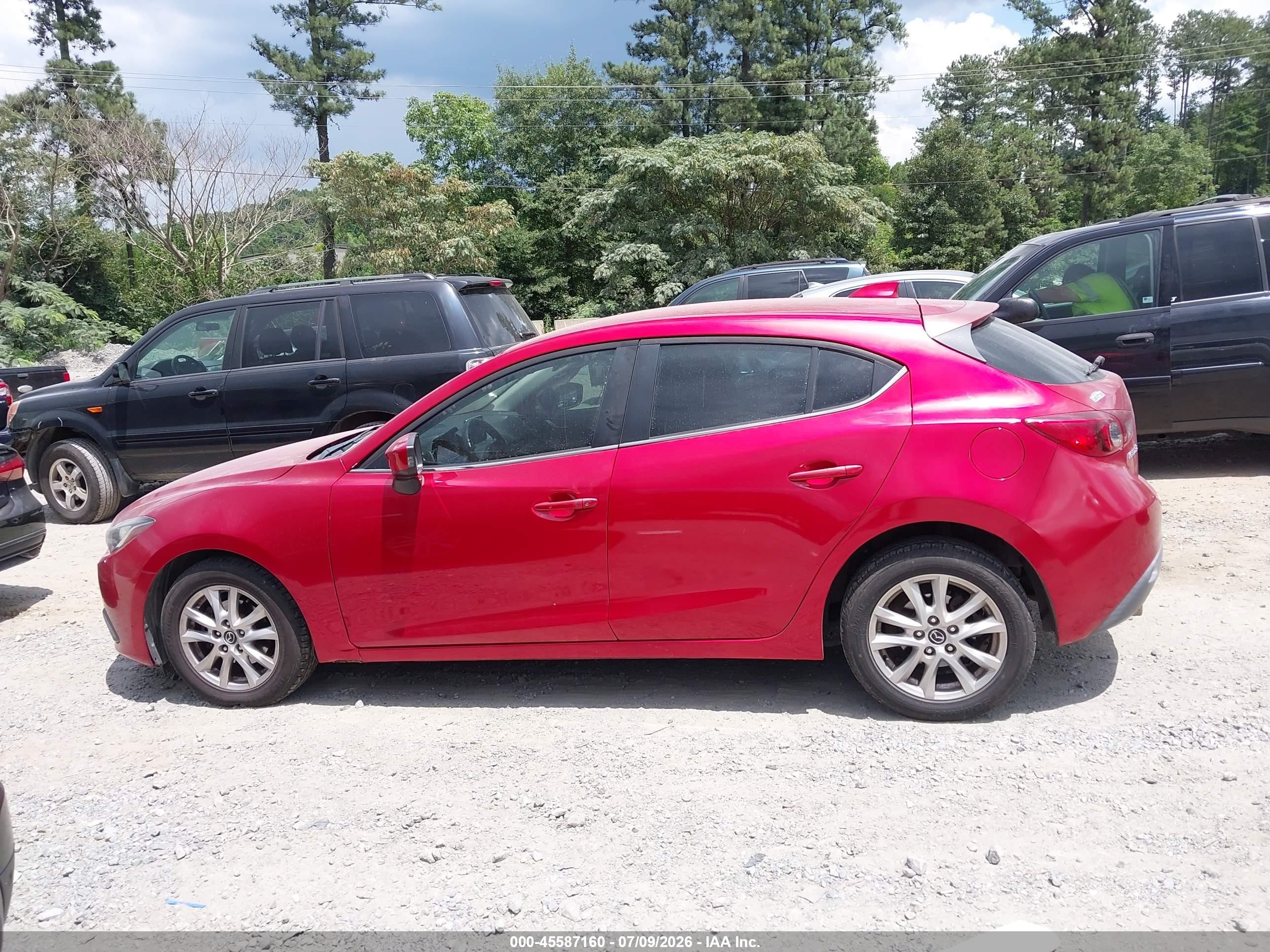 2014 Mazda Mazda3 I Touring Red vin: 3MZBM1L71EM116871