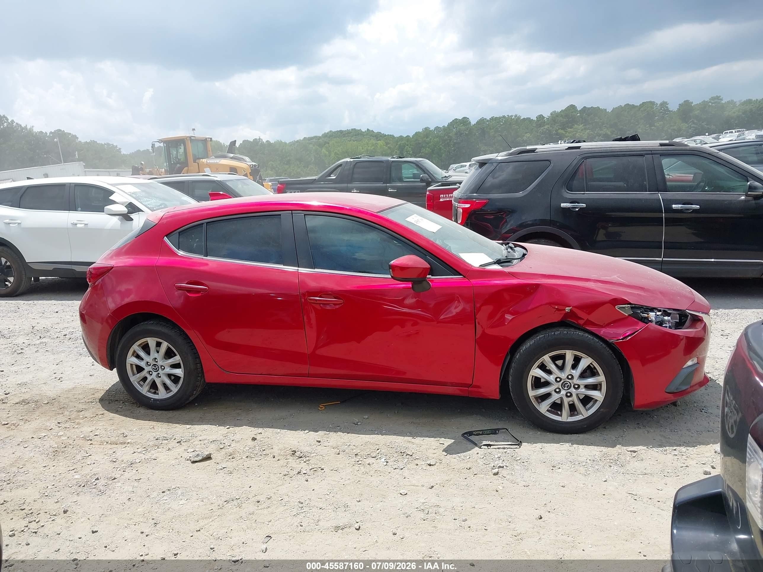 2014 Mazda Mazda3 I Touring Red vin: 3MZBM1L71EM116871