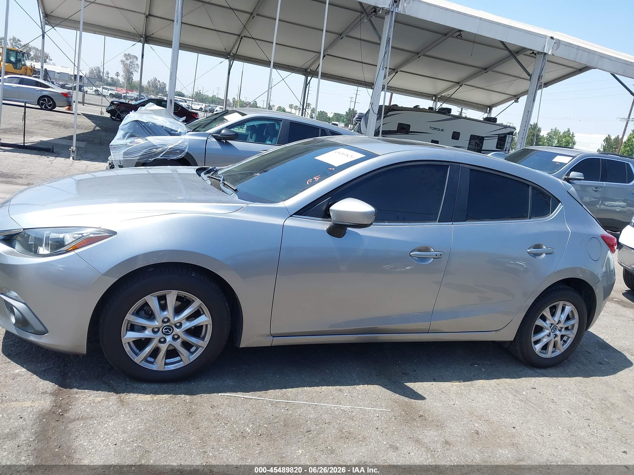 2015 Mazda Mazda3 I Touring Silver vin: 3MZBM1L71FM146583