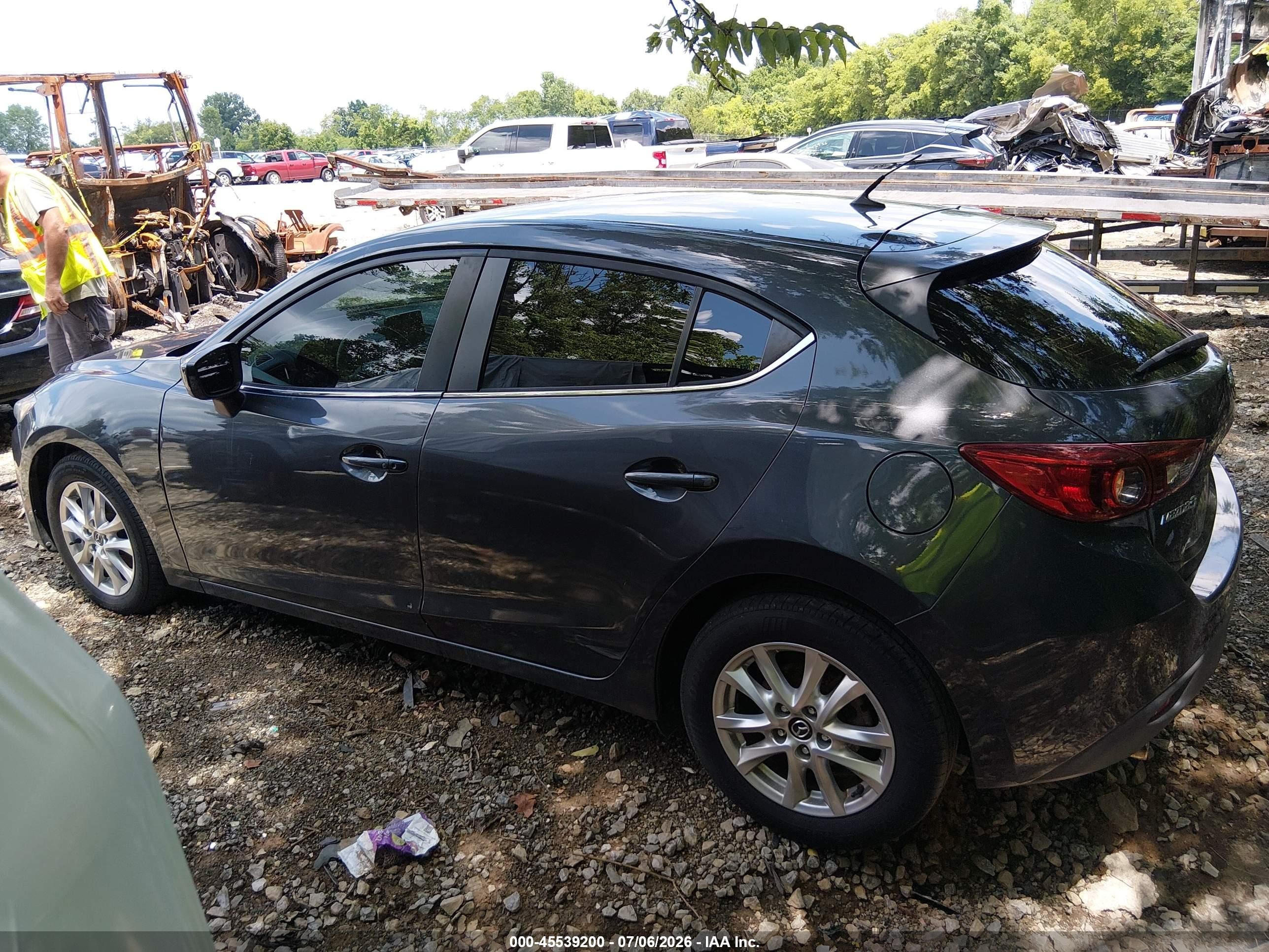 2015 Mazda Mazda3   Gray vin: 3MZBM1L72FM207634