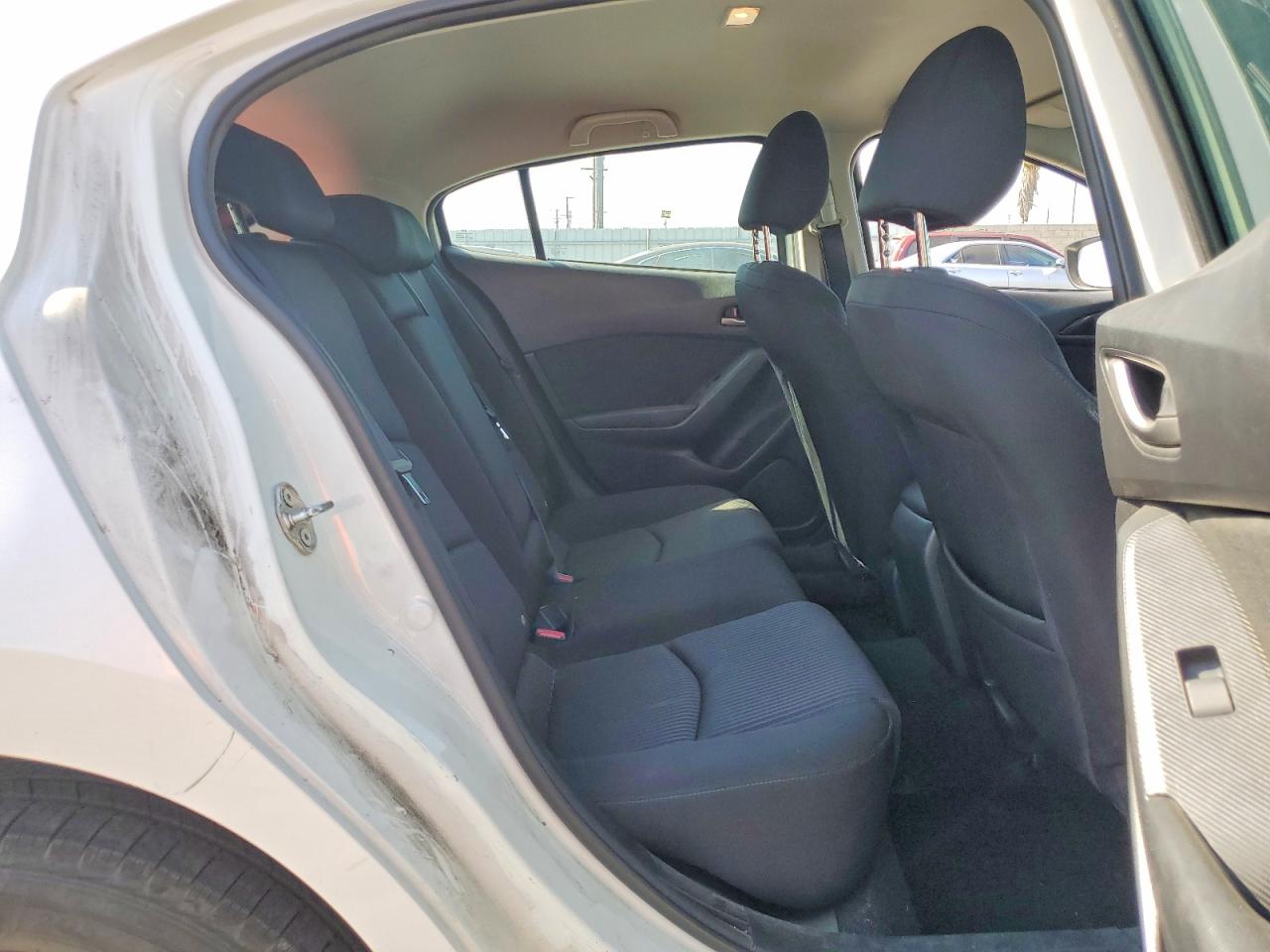 2015 Mazda 3 Touring White vin: 3MZBM1L73FM151252