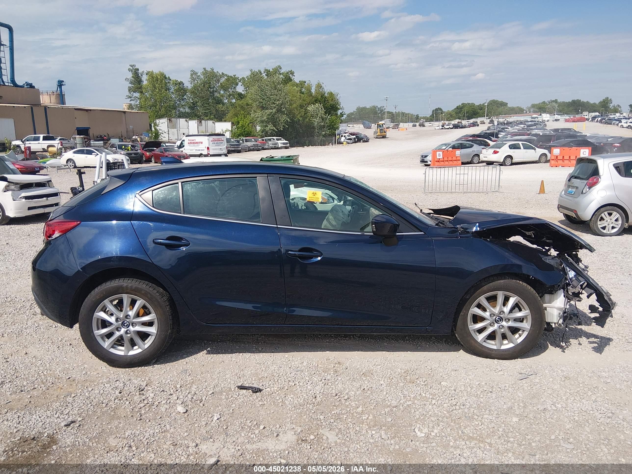 2015 Mazda Mazda3   Синий vin: 3MZBM1L73FM176894
