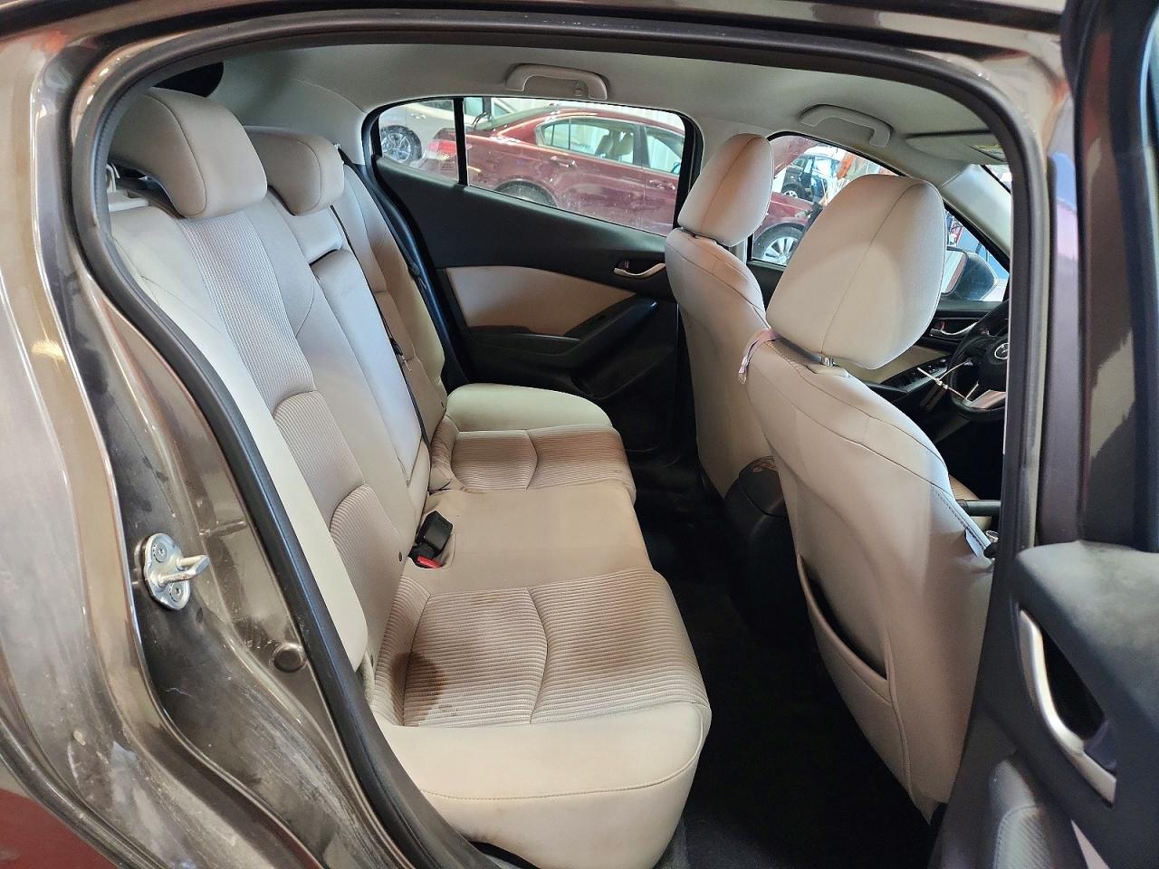 2015 Mazda 3 Touring Gray vin: 3MZBM1L75FM148207