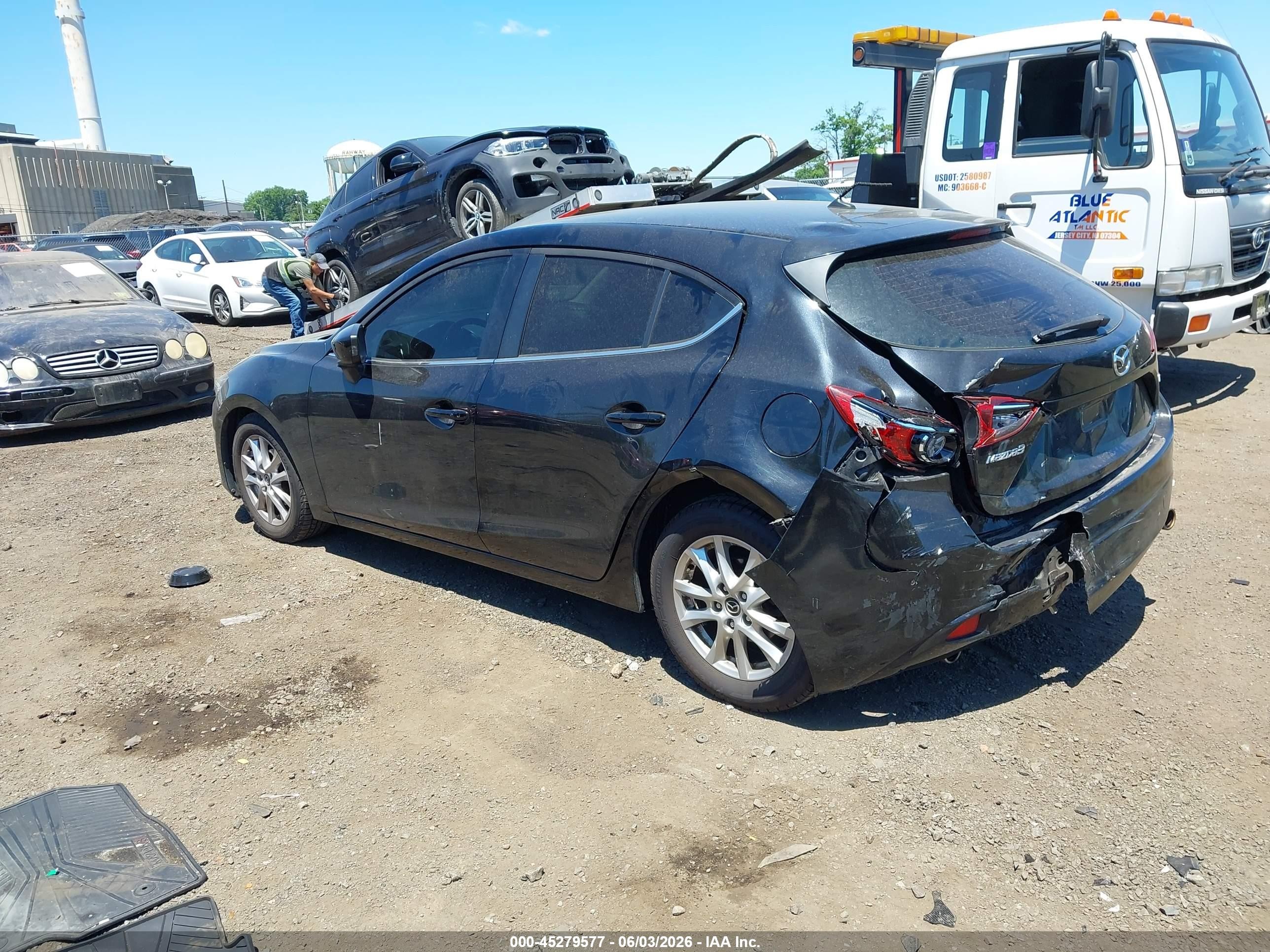 2015 Mazda Mazda3 I Touring Черный vin: 3MZBM1L75FM184494