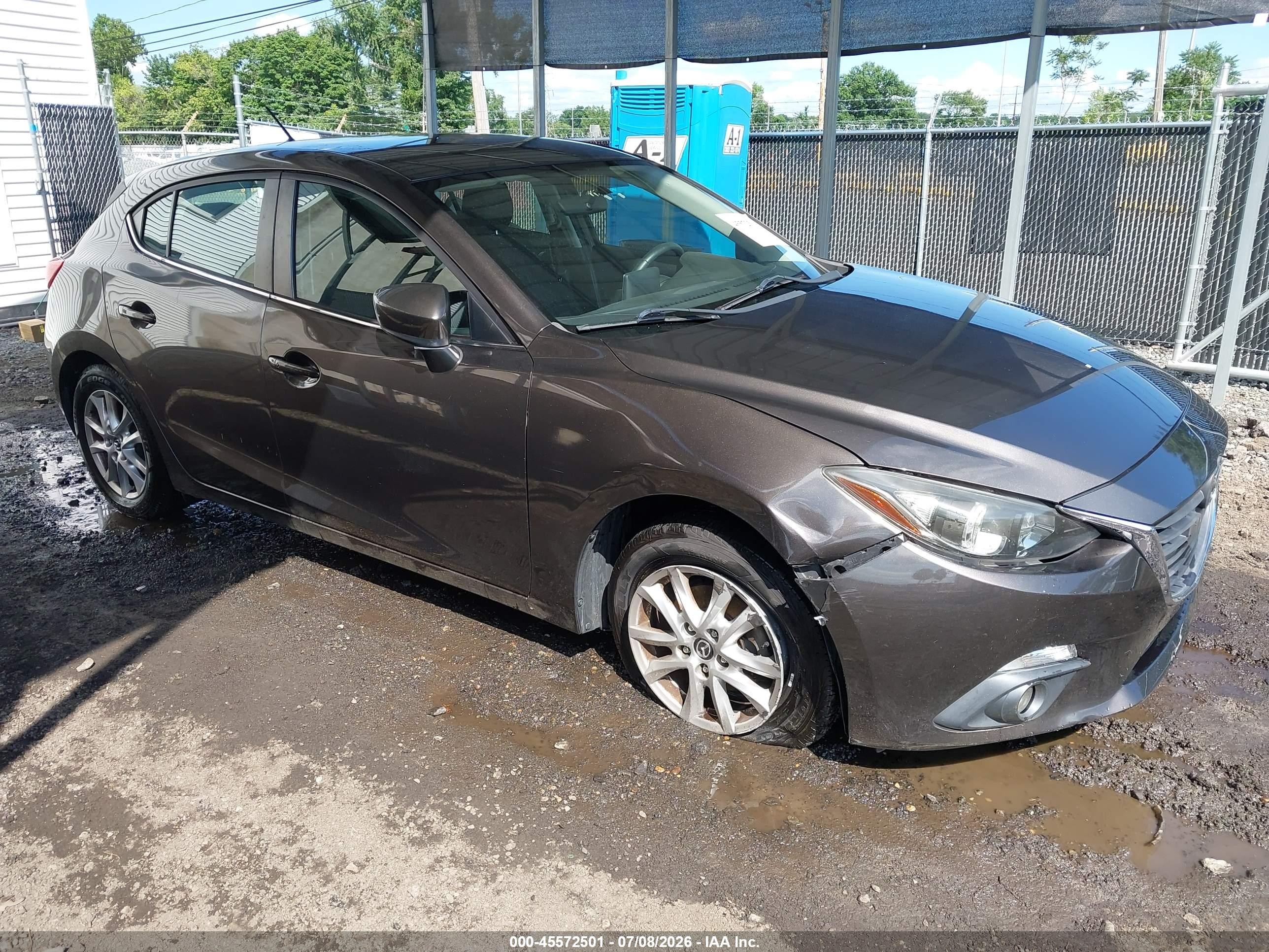 2015 Mazda Mazda3 I Touring Brown vin: 3MZBM1L75FM192725