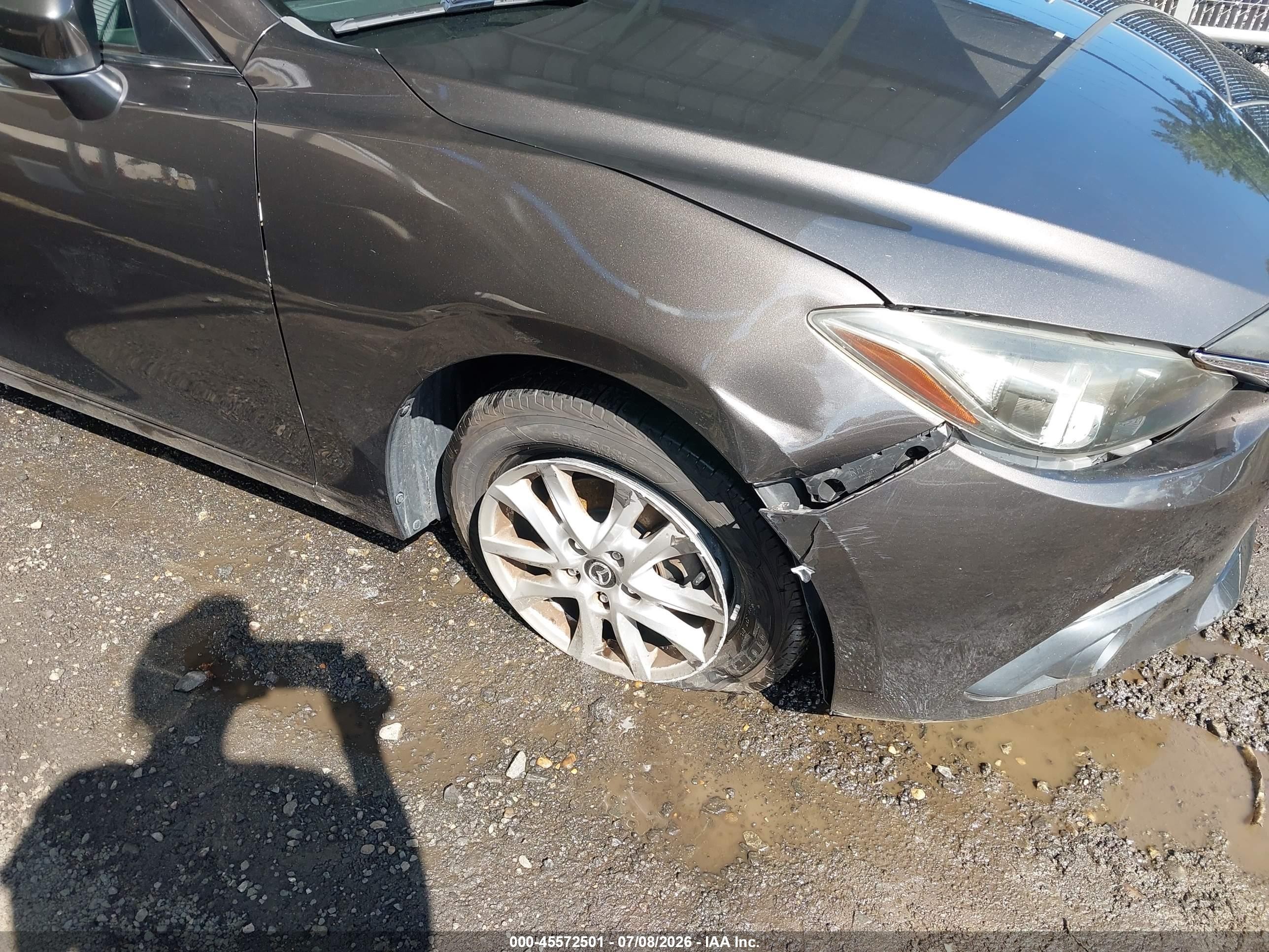 2015 Mazda Mazda3 I Touring Brown vin: 3MZBM1L75FM192725