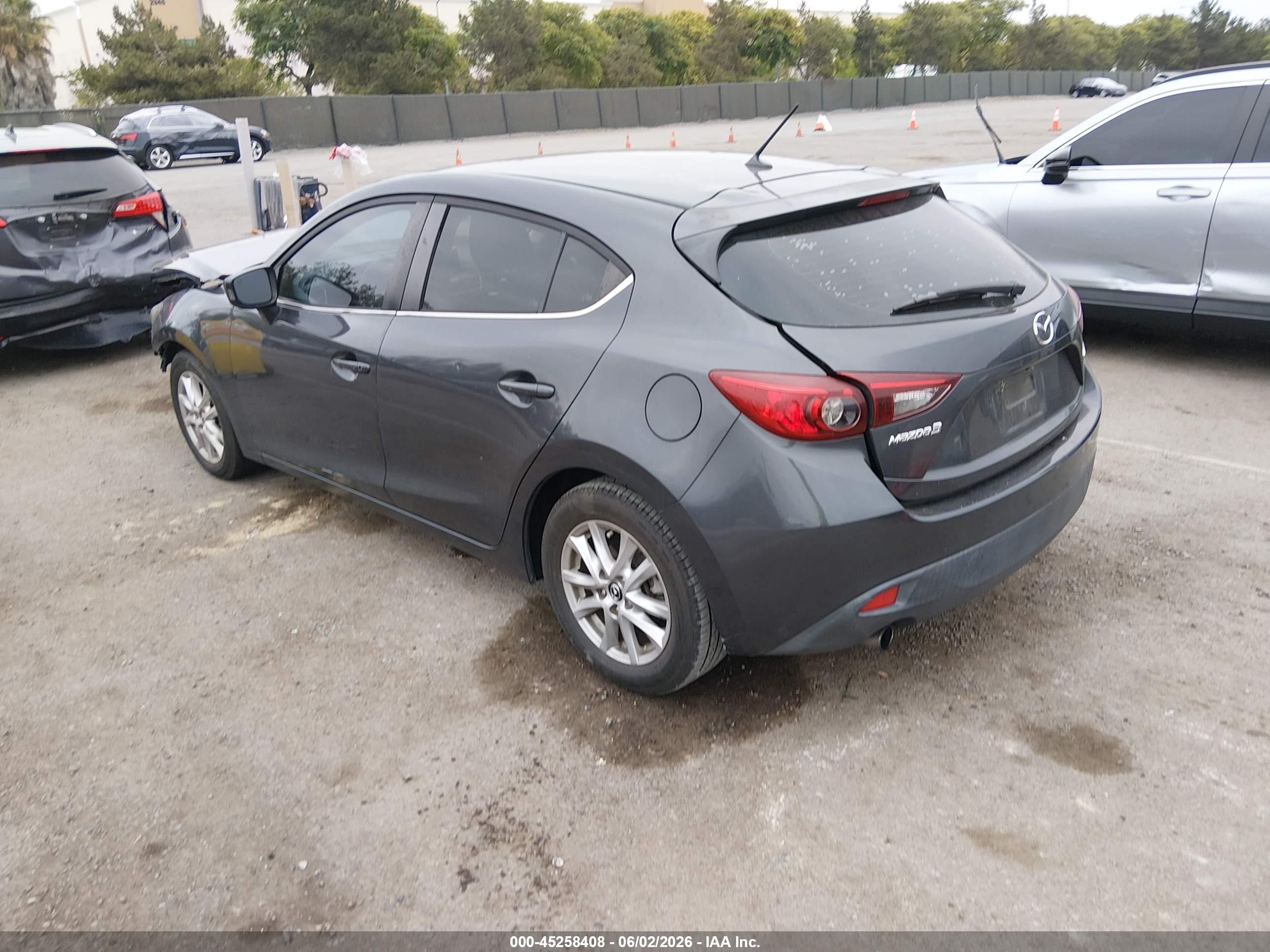 2015 Mazda Mazda3 I Touring Серый vin: 3MZBM1L76FM231063