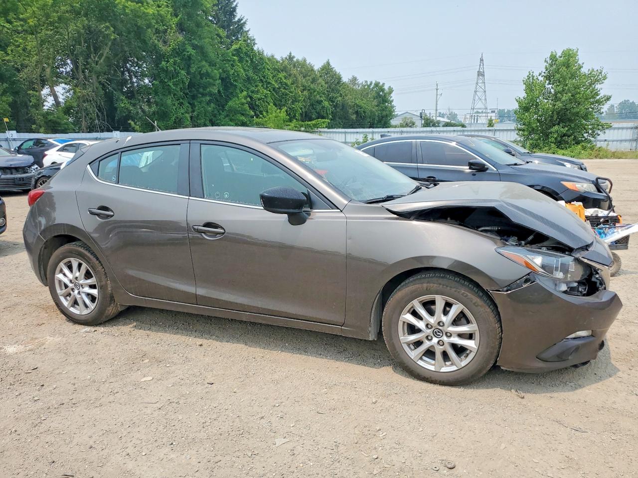 2015 Mazda 3 Touring Charcoal vin: 3MZBM1L77FM140139