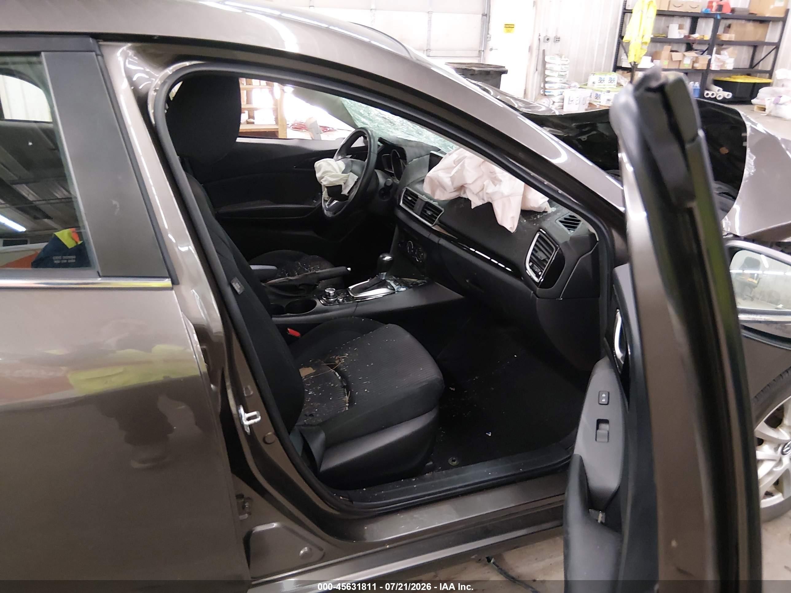 2015 Mazda Mazda3 I Touring Gray vin: 3MZBM1L77FM162691