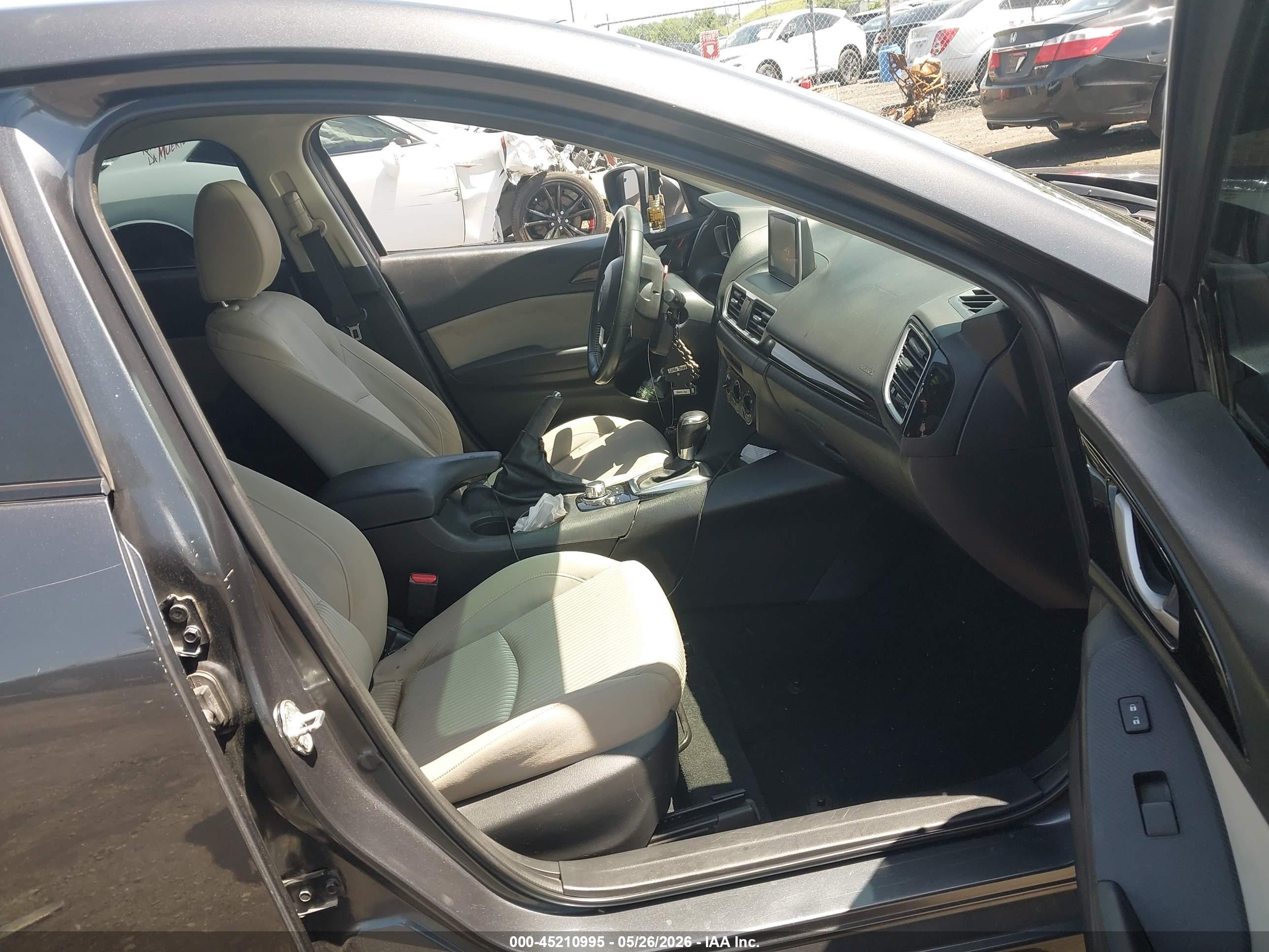 2015 Mazda Mazda3 I Touring Gray vin: 3MZBM1L78FM176776