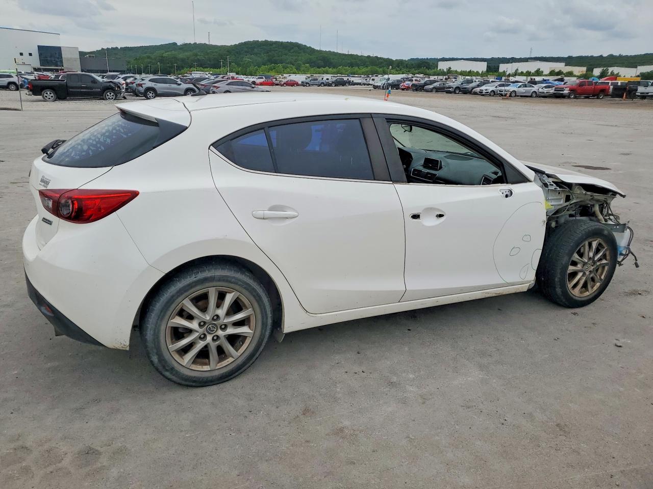 2014 Mazda 3 Touring White vin: 3MZBM1L79EM108811
