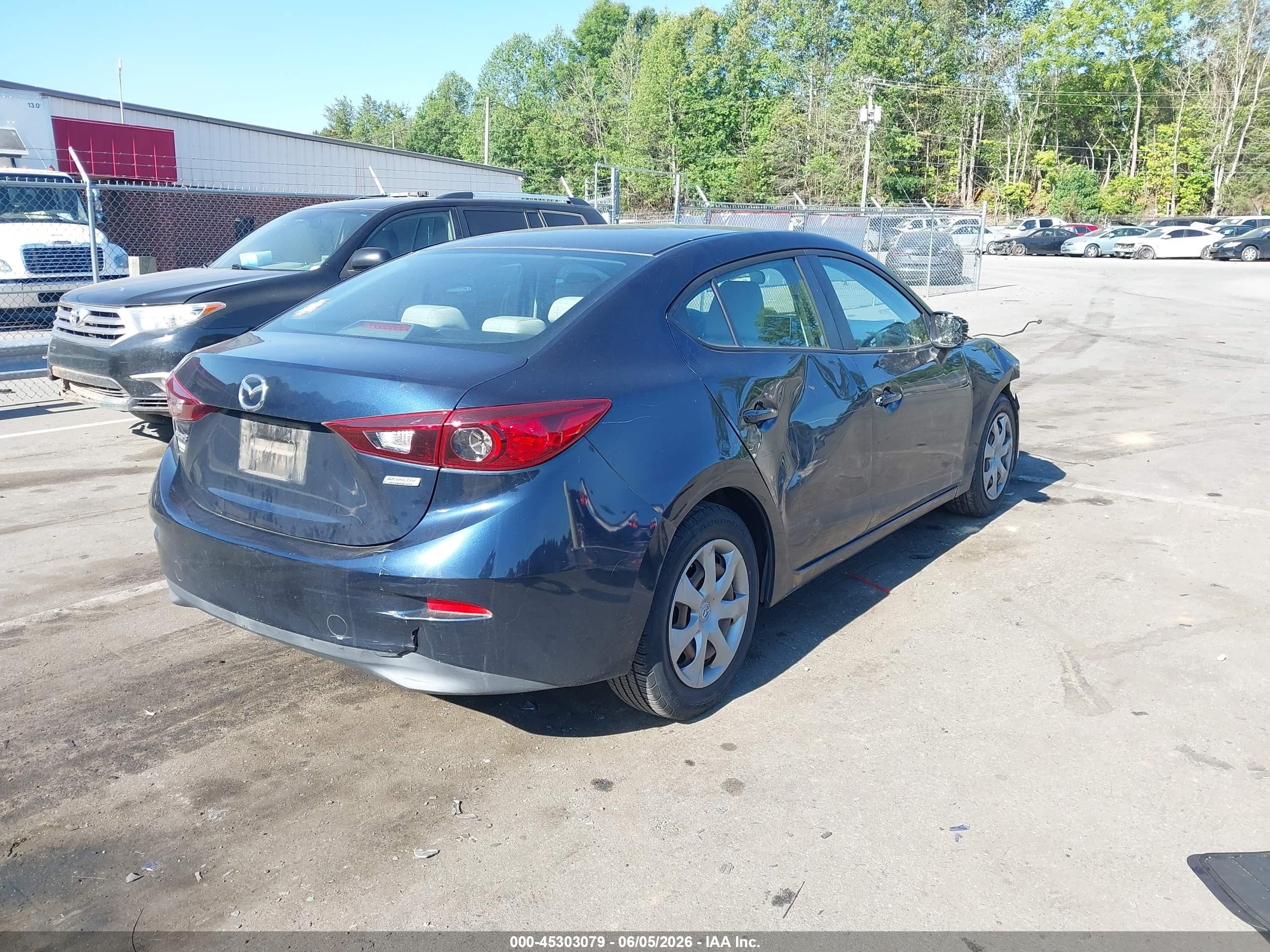 2015 Mazda Mazda3 I Sport Blue vin: 3MZBM1U70FM149201