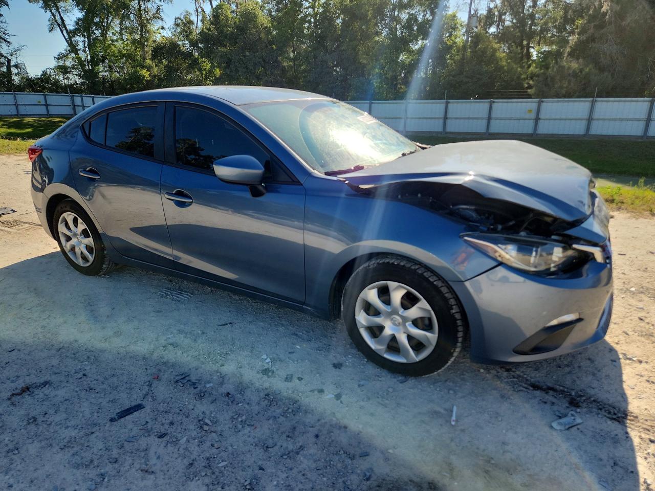 2015 Mazda 3 Sport Blue vin: 3MZBM1U70FM192517