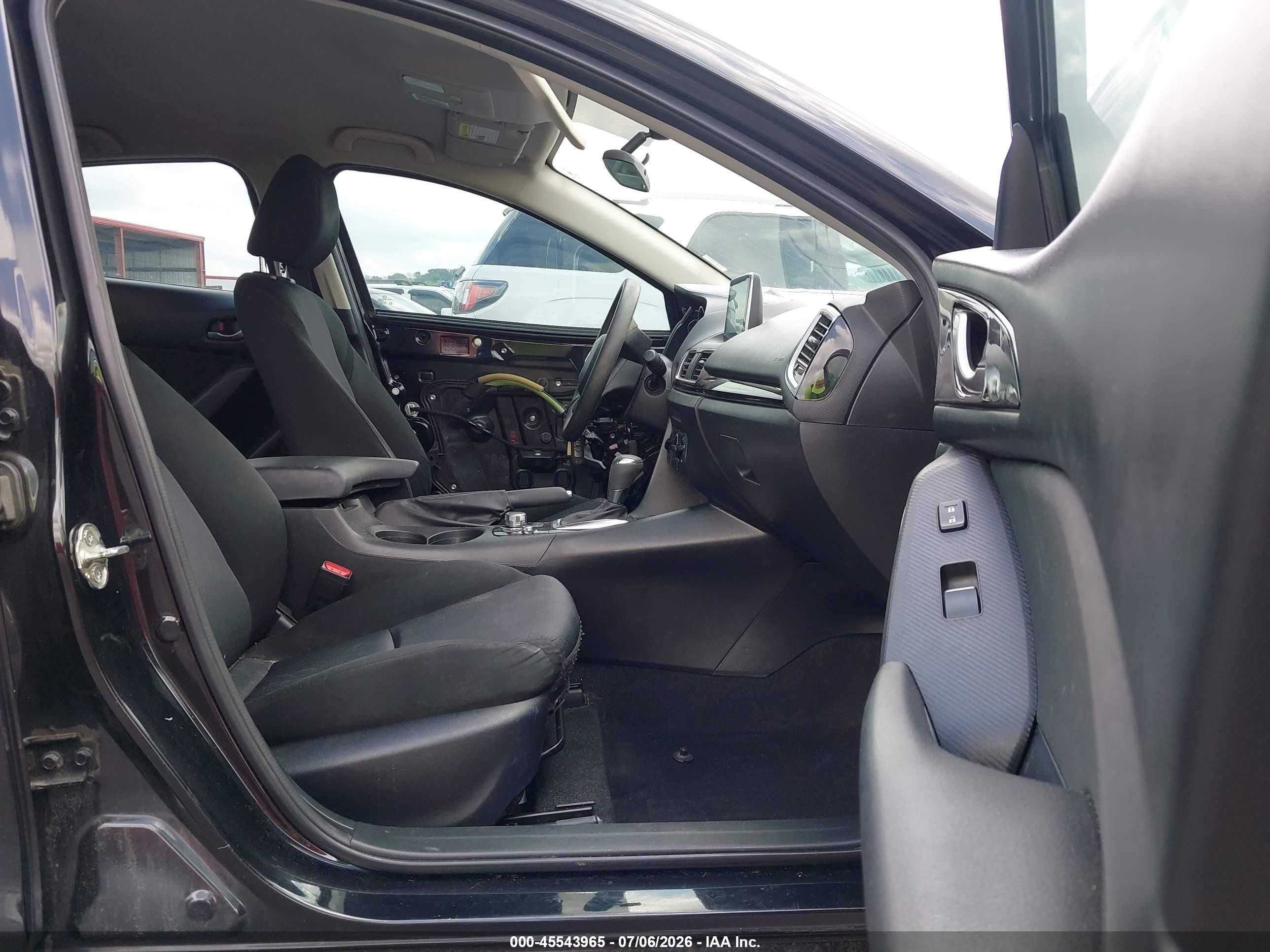 2015 Mazda Mazda3 I Sport Black vin: 3MZBM1U71FM214332