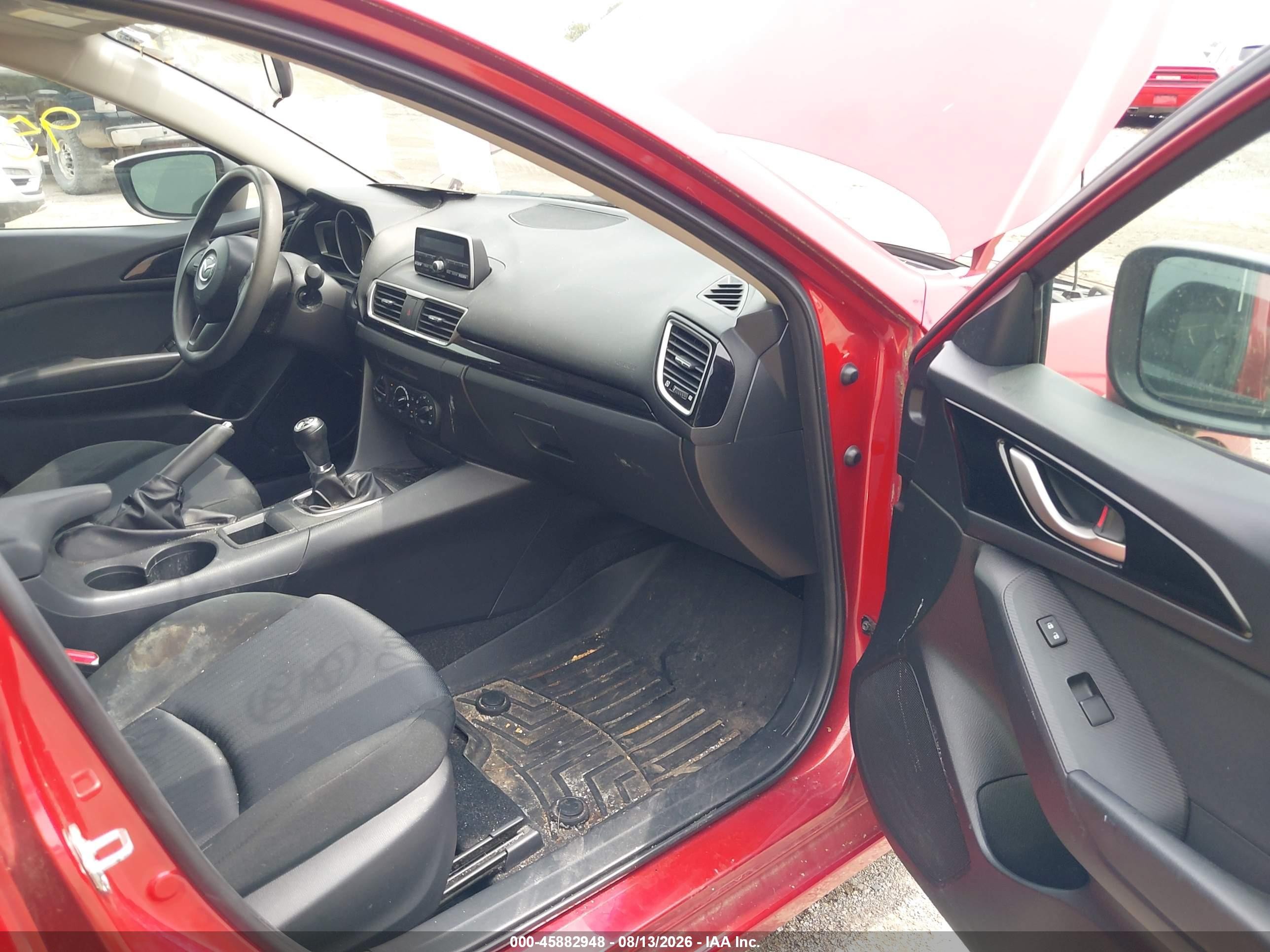 2014 Mazda Mazda3 I Sport Red vin: 3MZBM1U72EM119907