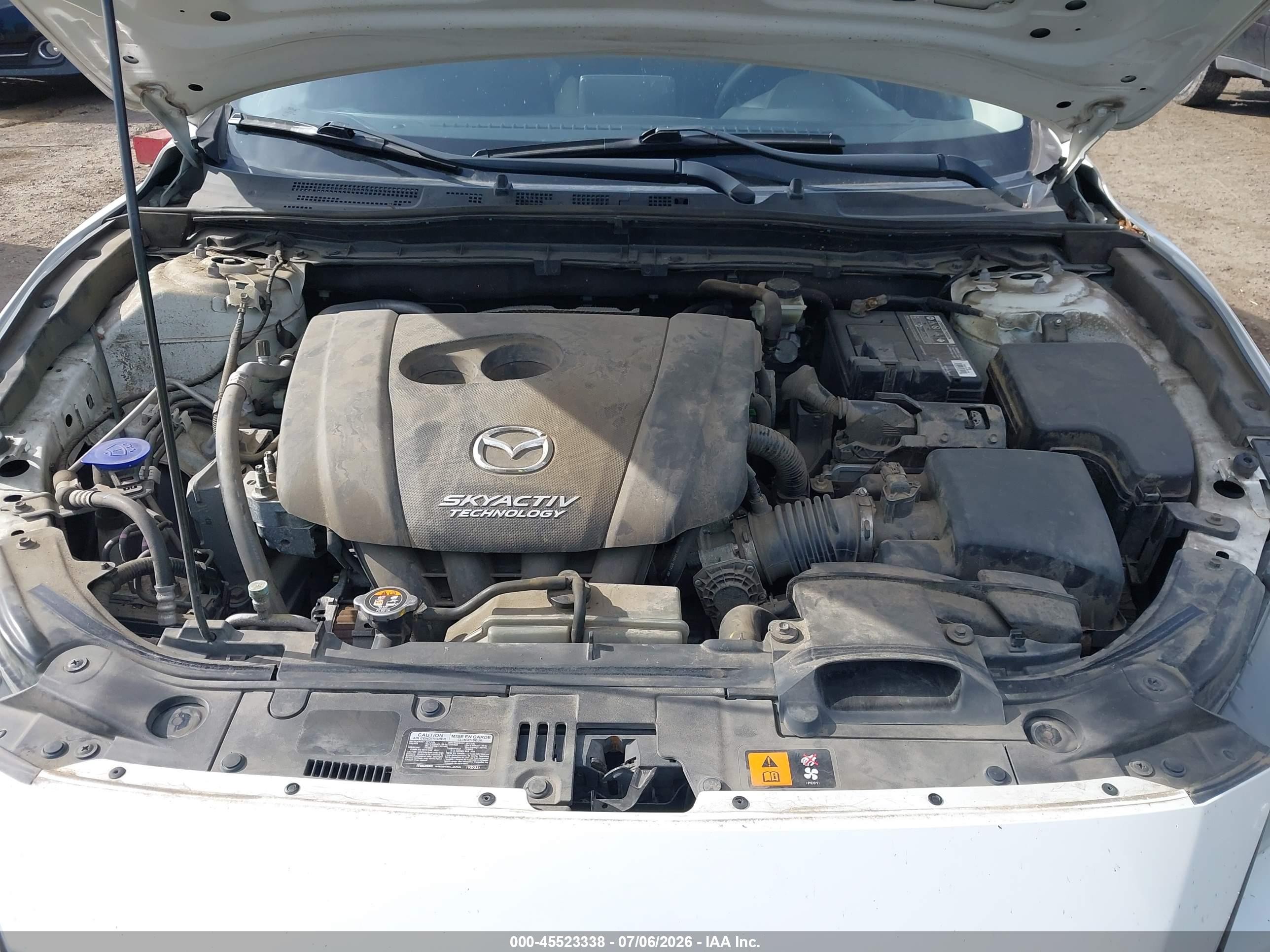 2015 Mazda Mazda3 I Sport White vin: 3MZBM1U72FM169949