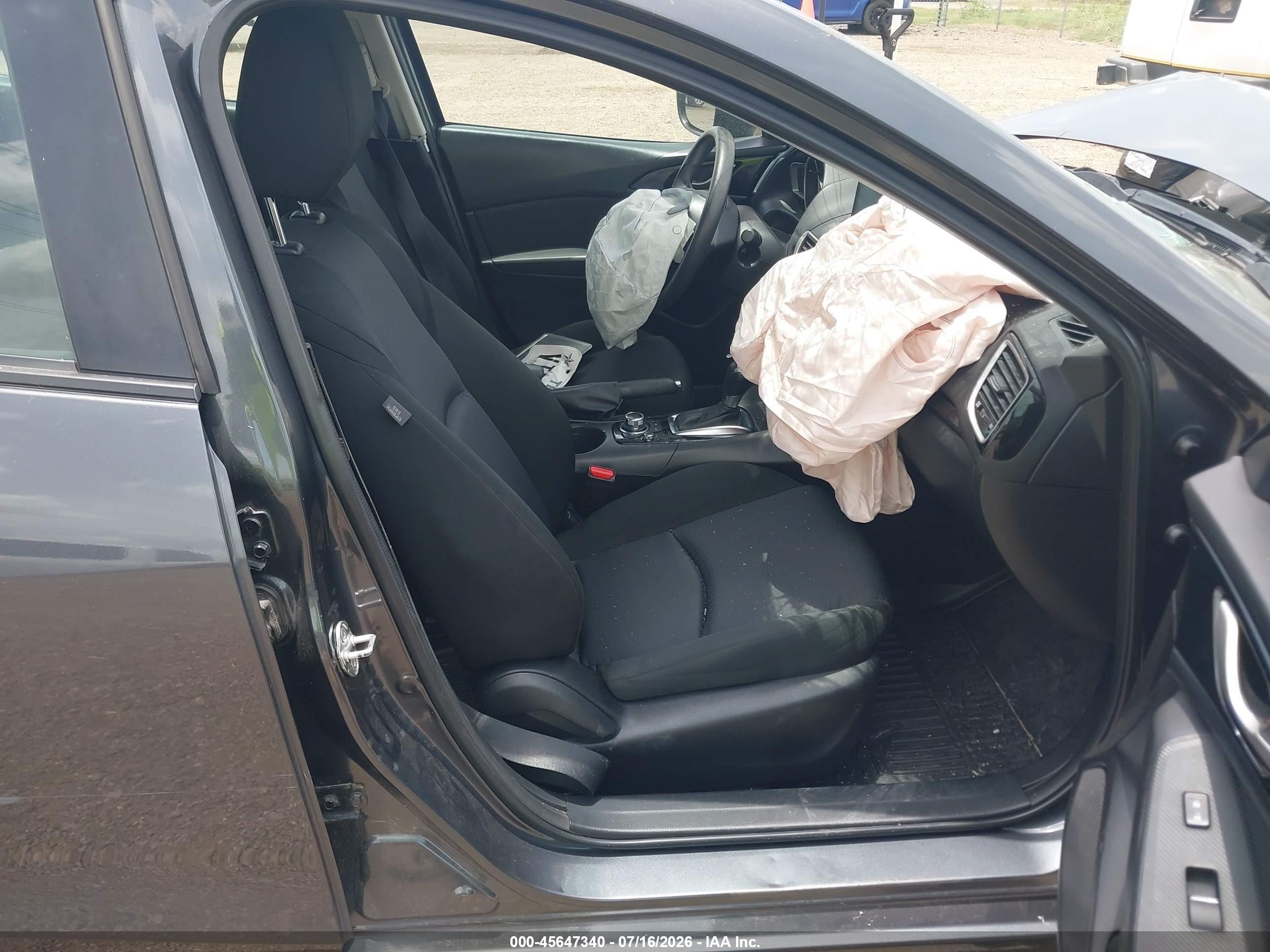 2015 Mazda Mazda3 I Sport Gray vin: 3MZBM1U72FM185407