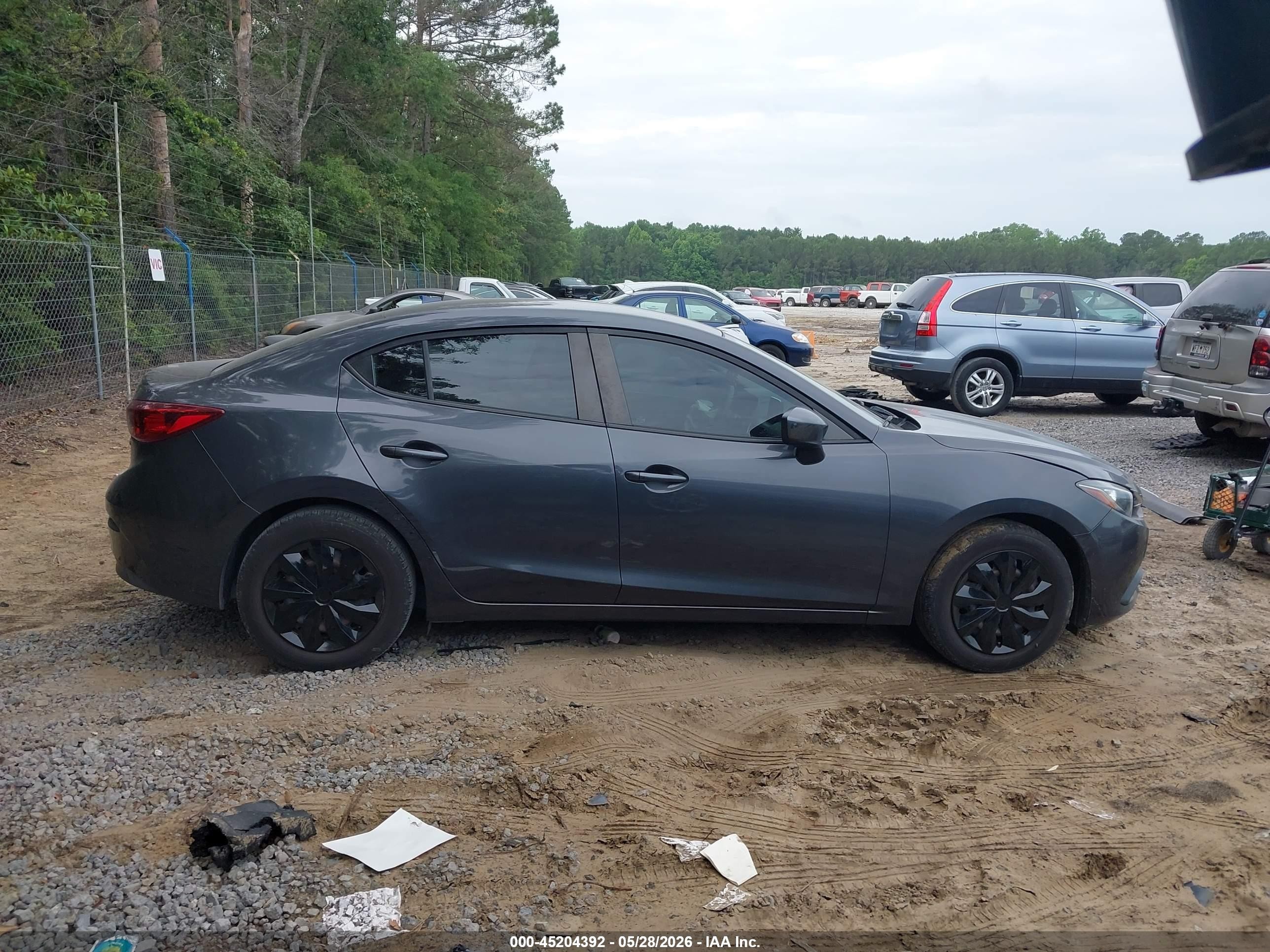 2015 Mazda Mazda3 I Sport Gray vin: 3MZBM1U72FM190400