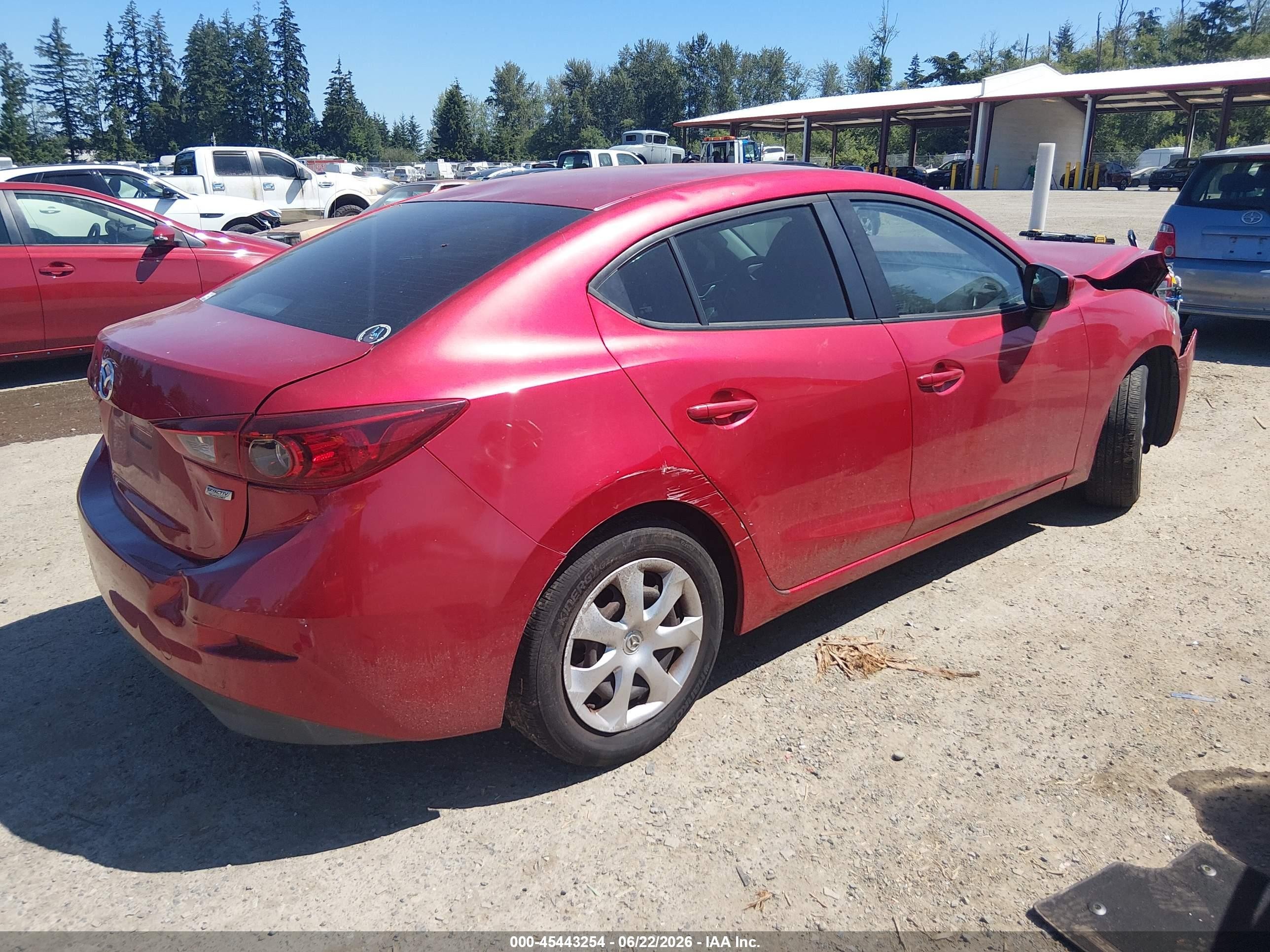 2015 Mazda Mazda3 I Sport Red vin: 3MZBM1U73FM224733