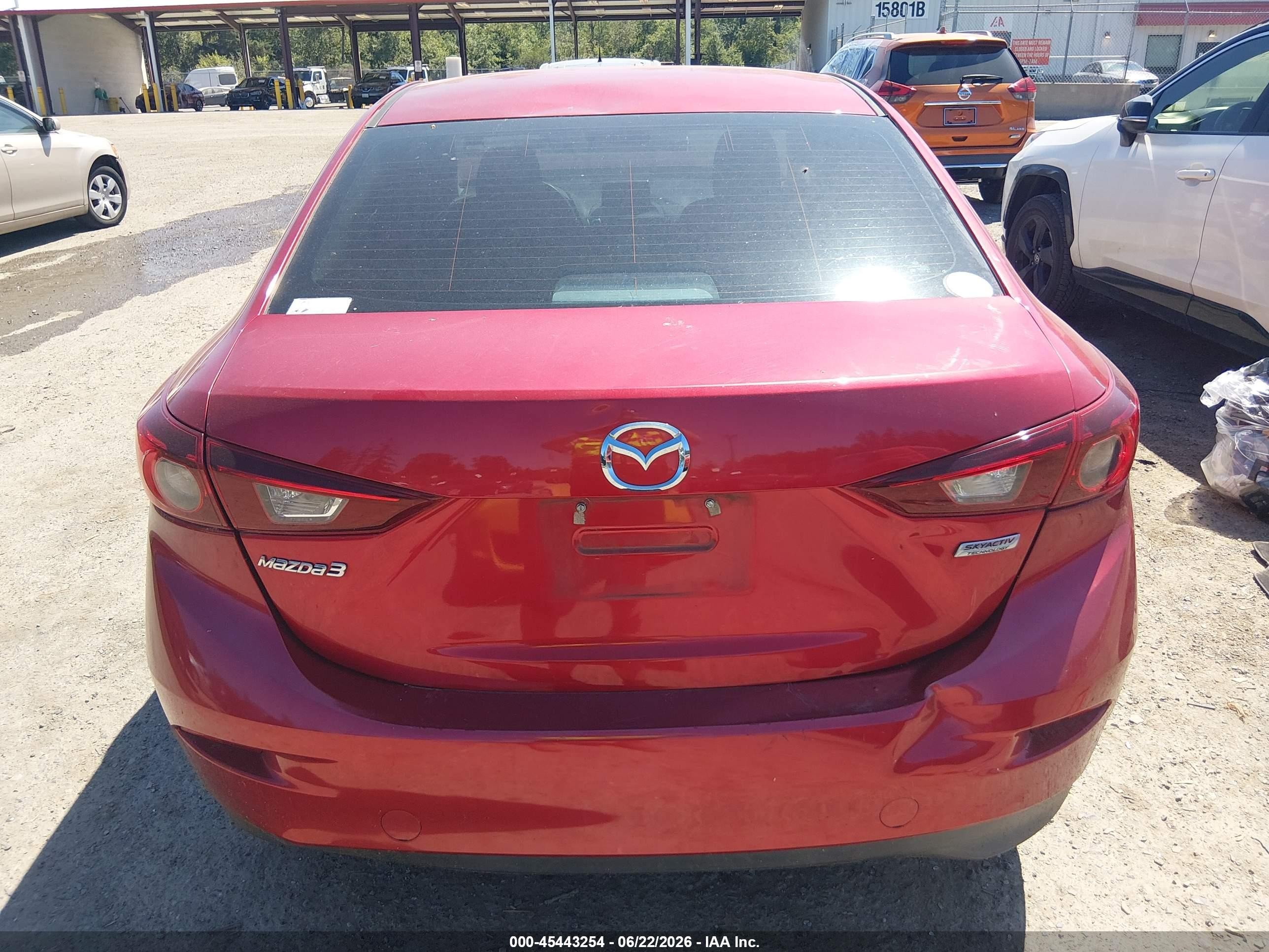 2015 Mazda Mazda3 I Sport Red vin: 3MZBM1U73FM224733