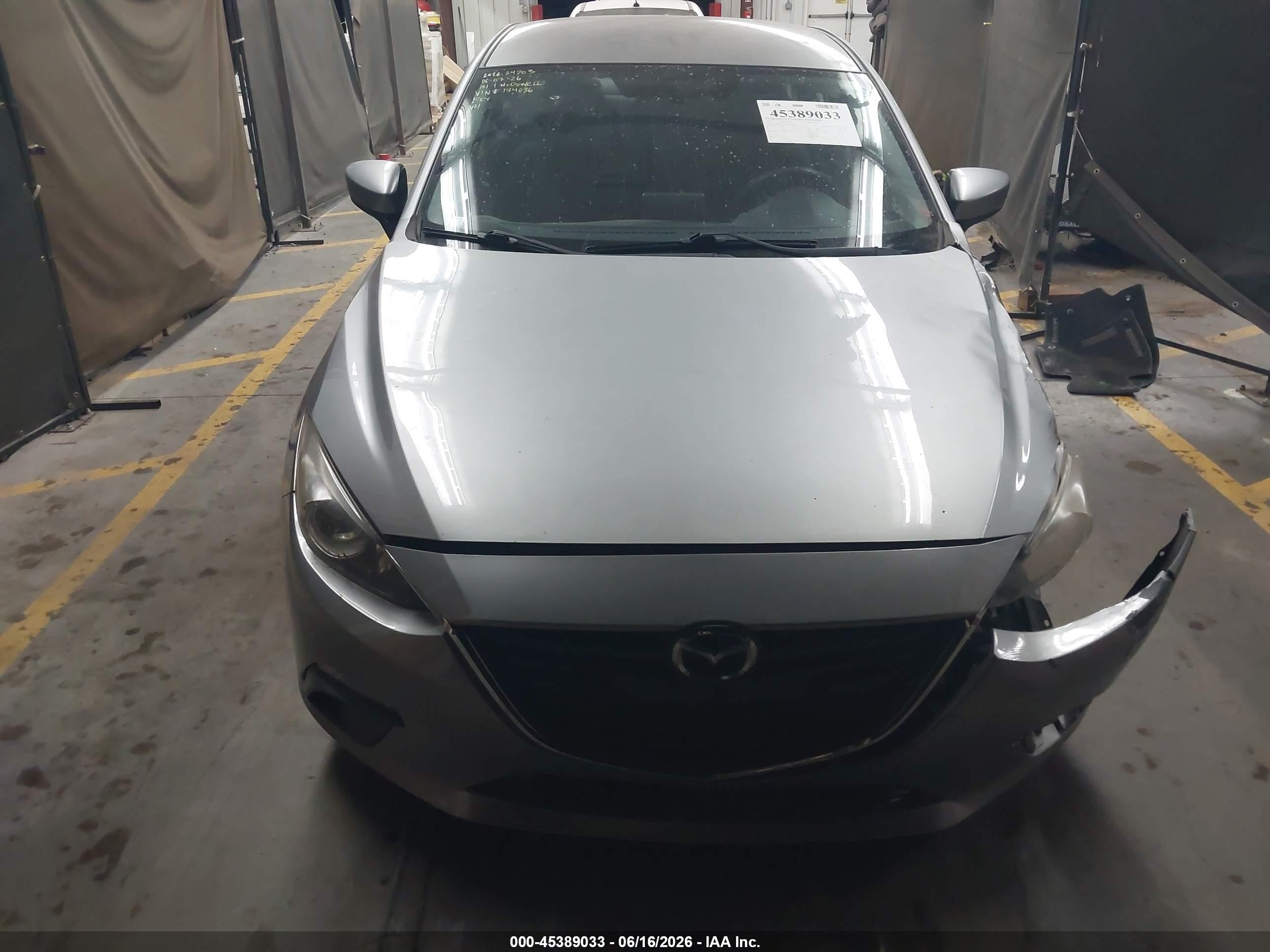 2015 Mazda Mazda3 I Sport Gray vin: 3MZBM1U74FM174036