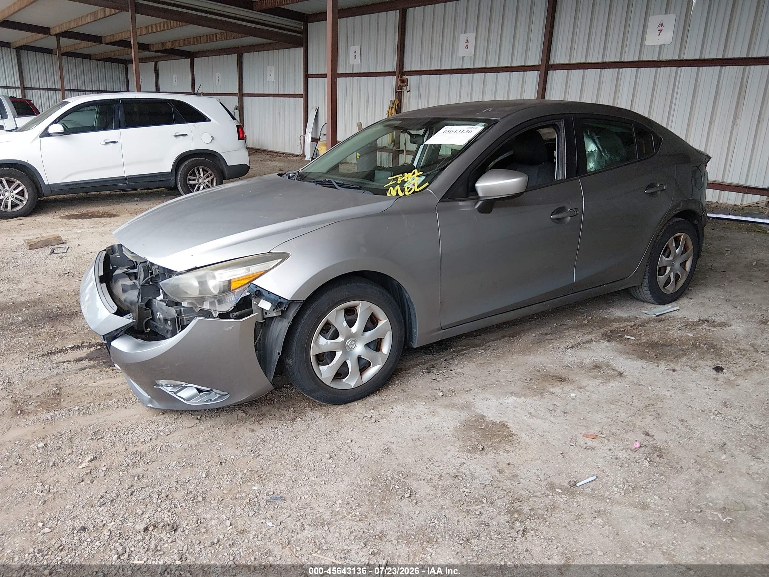 2015 Mazda Mazda3 I Sport Серебряный vin: 3MZBM1U74FM232887