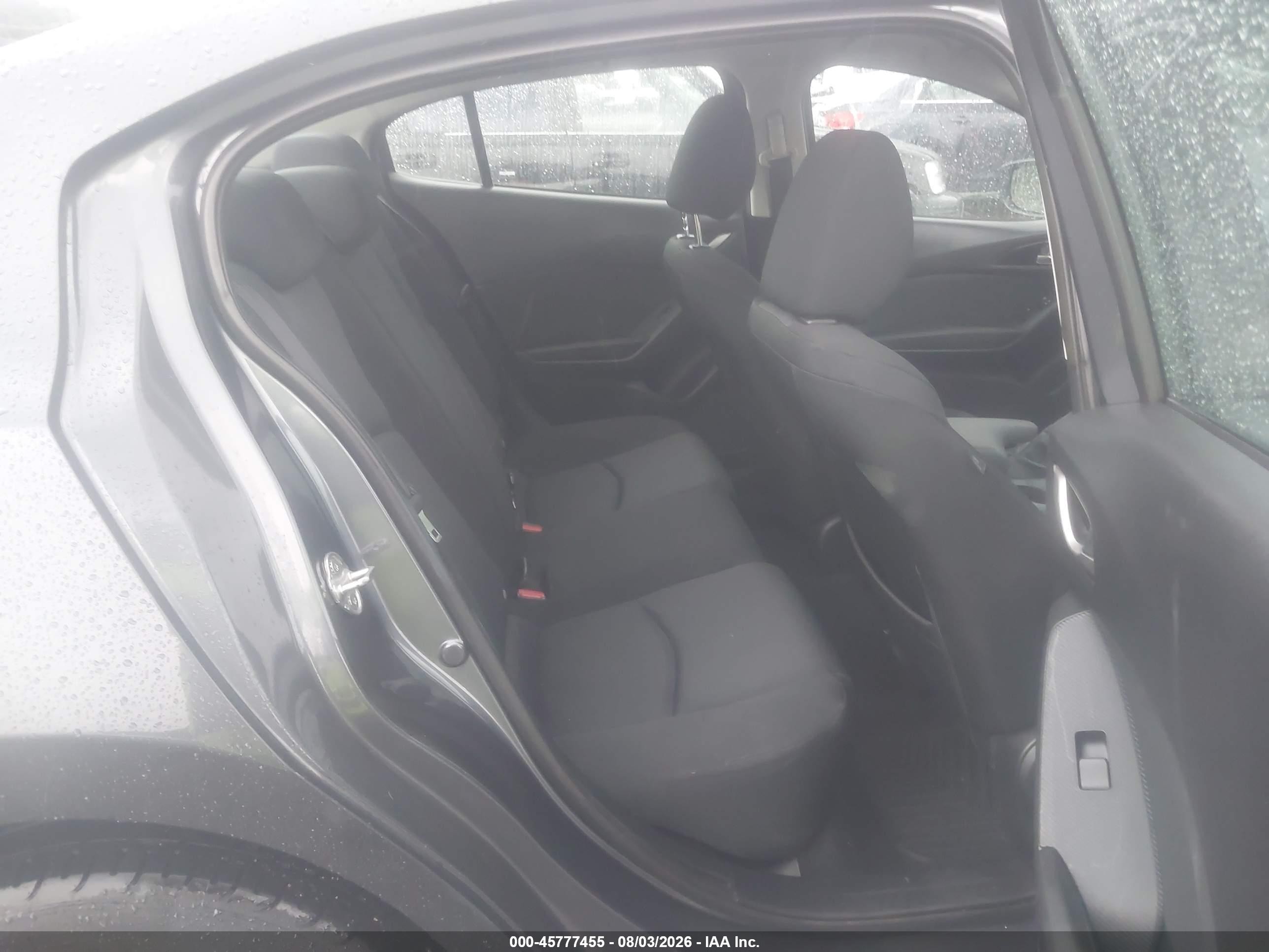 2015 Mazda Mazda3 I Sport Gray vin: 3MZBM1U75FM127386