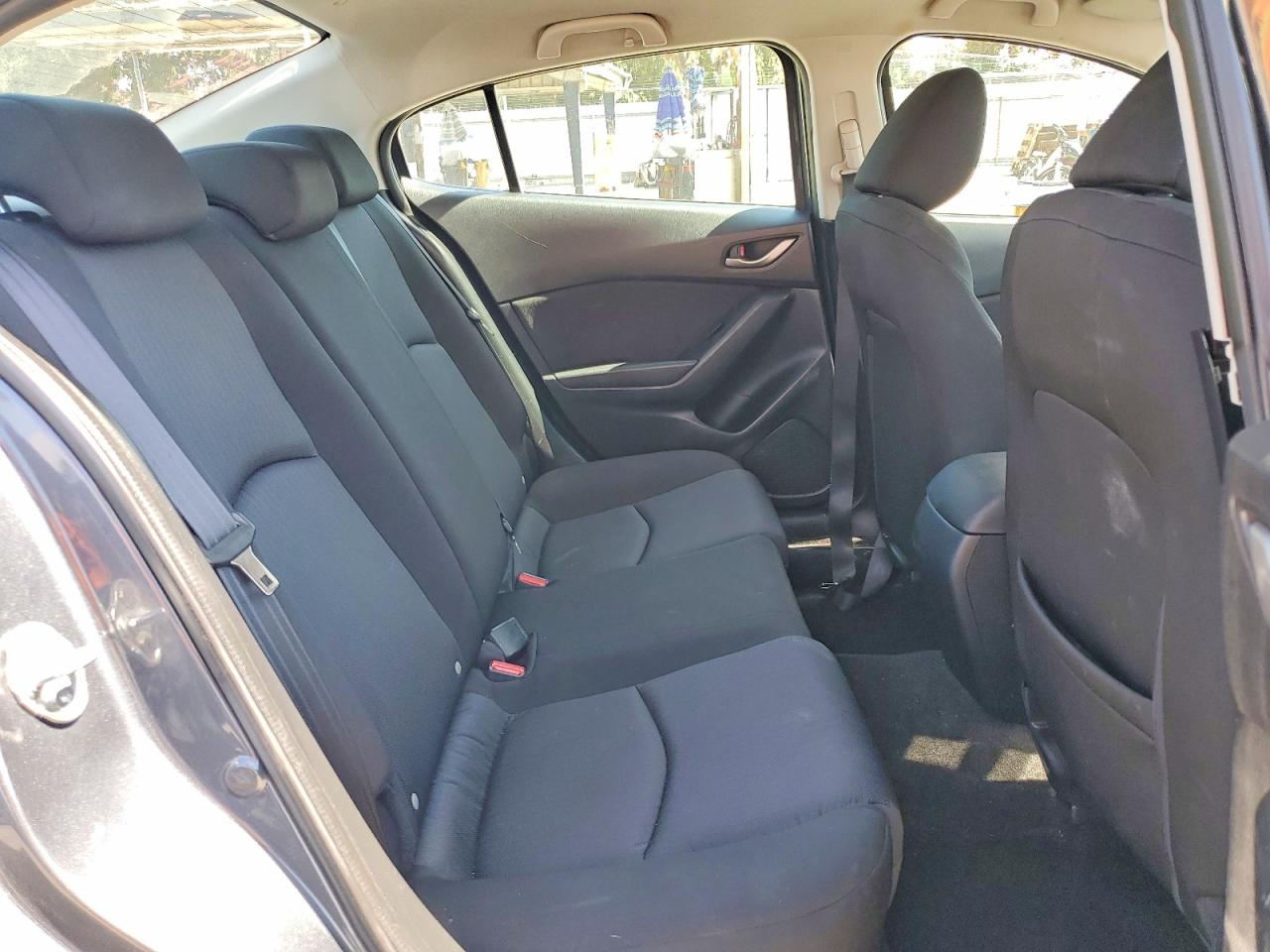 2015 Mazda 3 Sport Gray vin: 3MZBM1U75FM130191