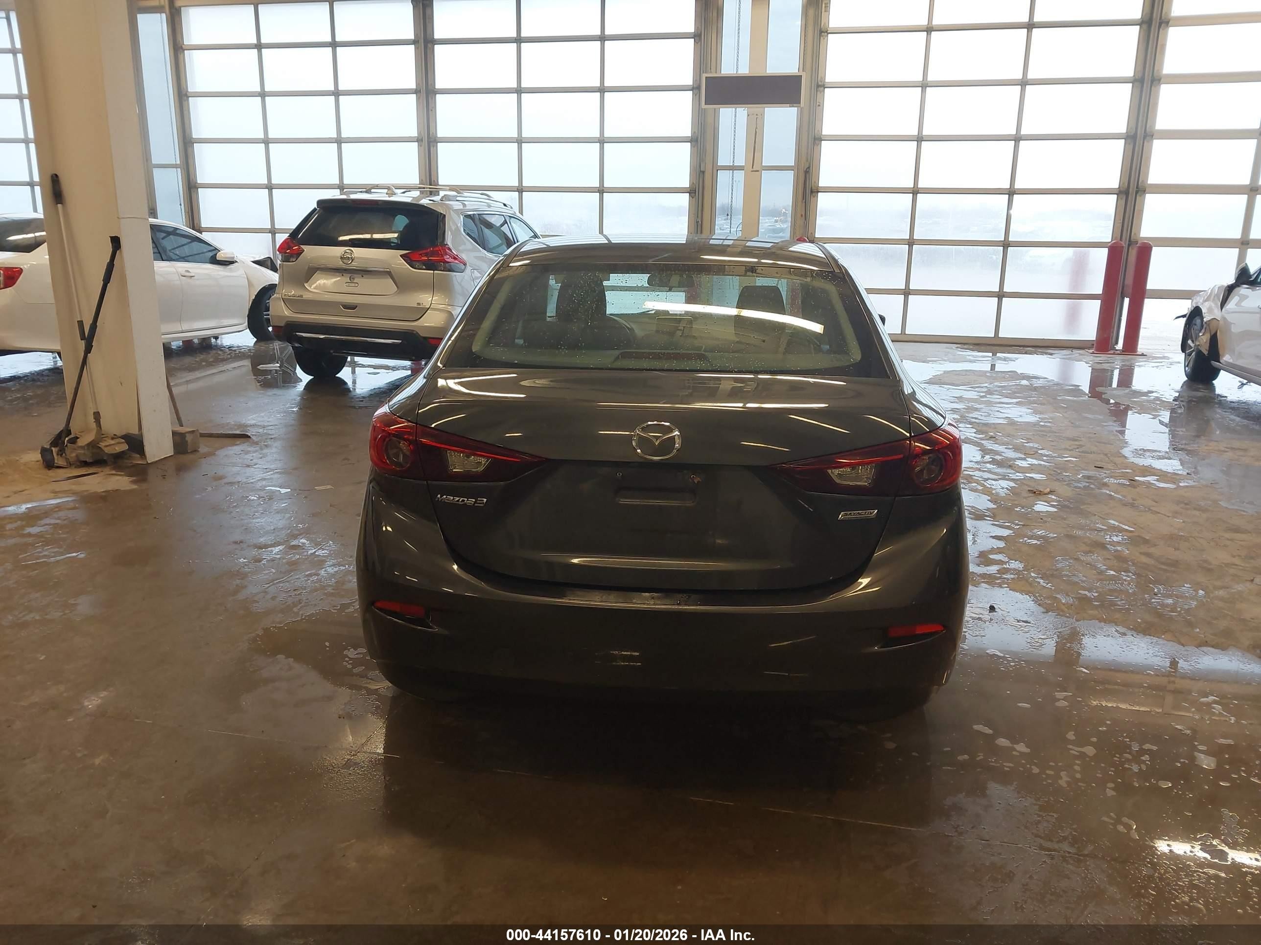 2015 Mazda Mazda3 I Sport Gray vin: 3MZBM1U75FM155012