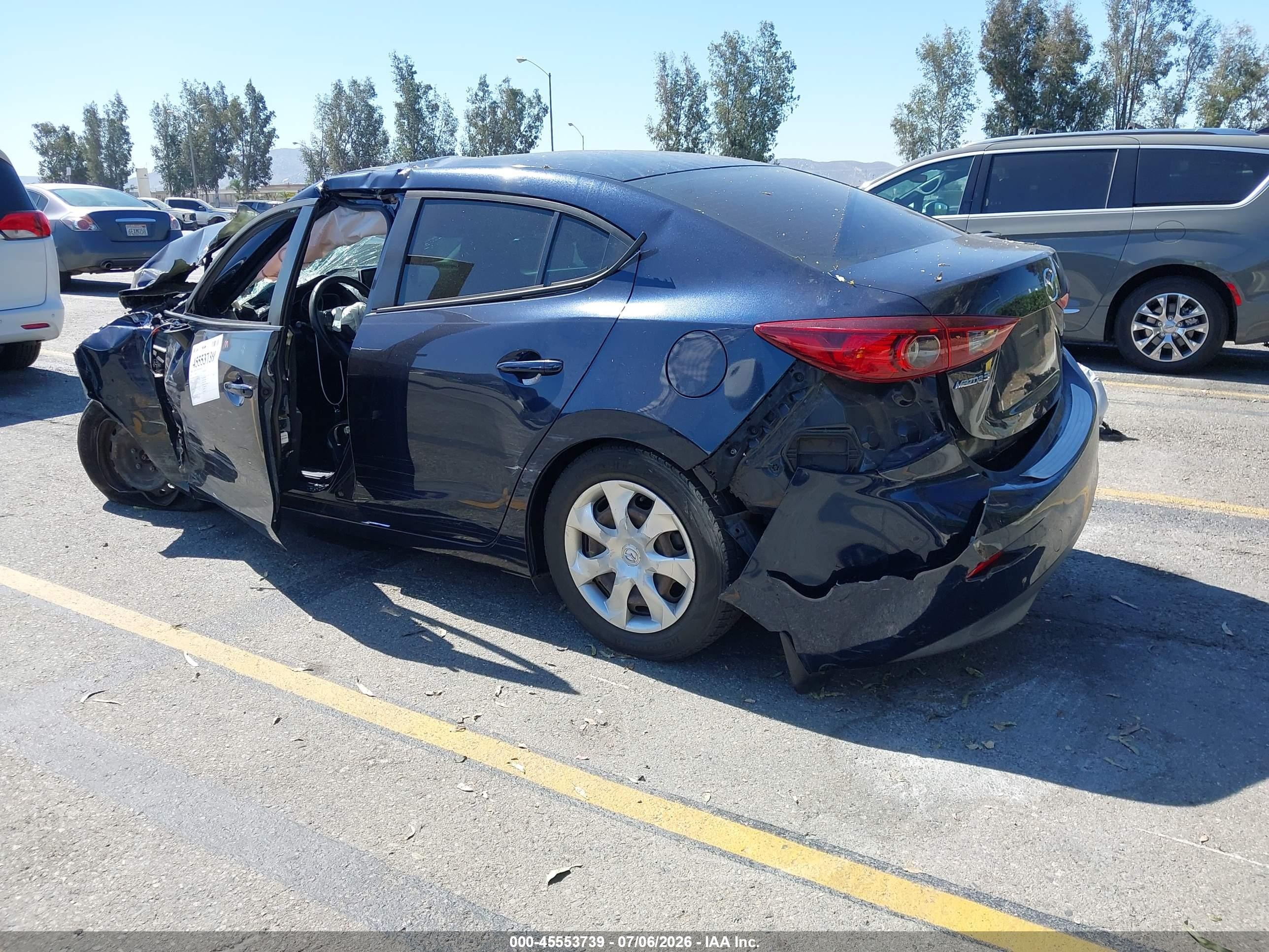 2015 Mazda Mazda3 I Sport Blue vin: 3MZBM1U75FM203527