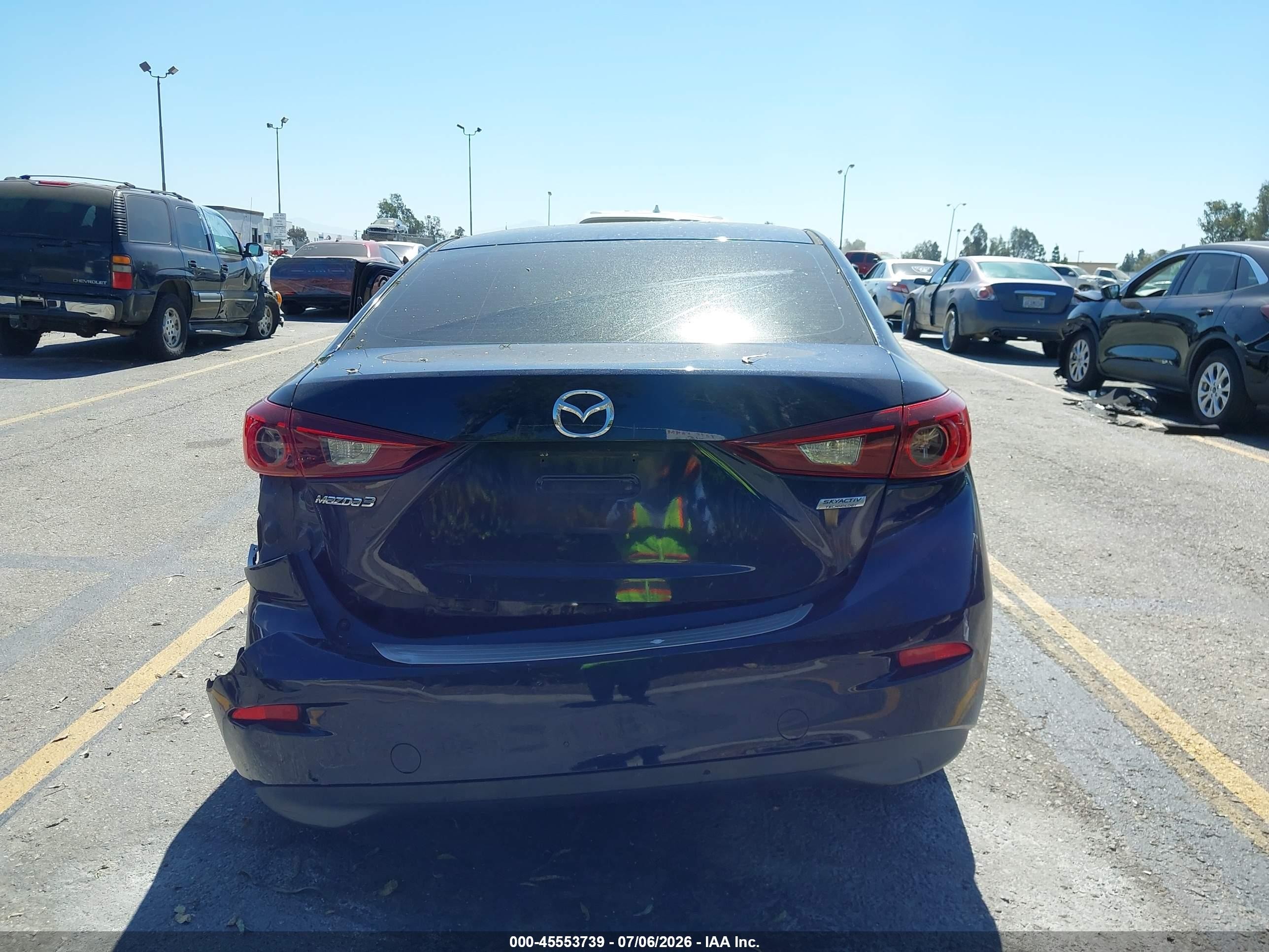 2015 Mazda Mazda3 I Sport Blue vin: 3MZBM1U75FM203527