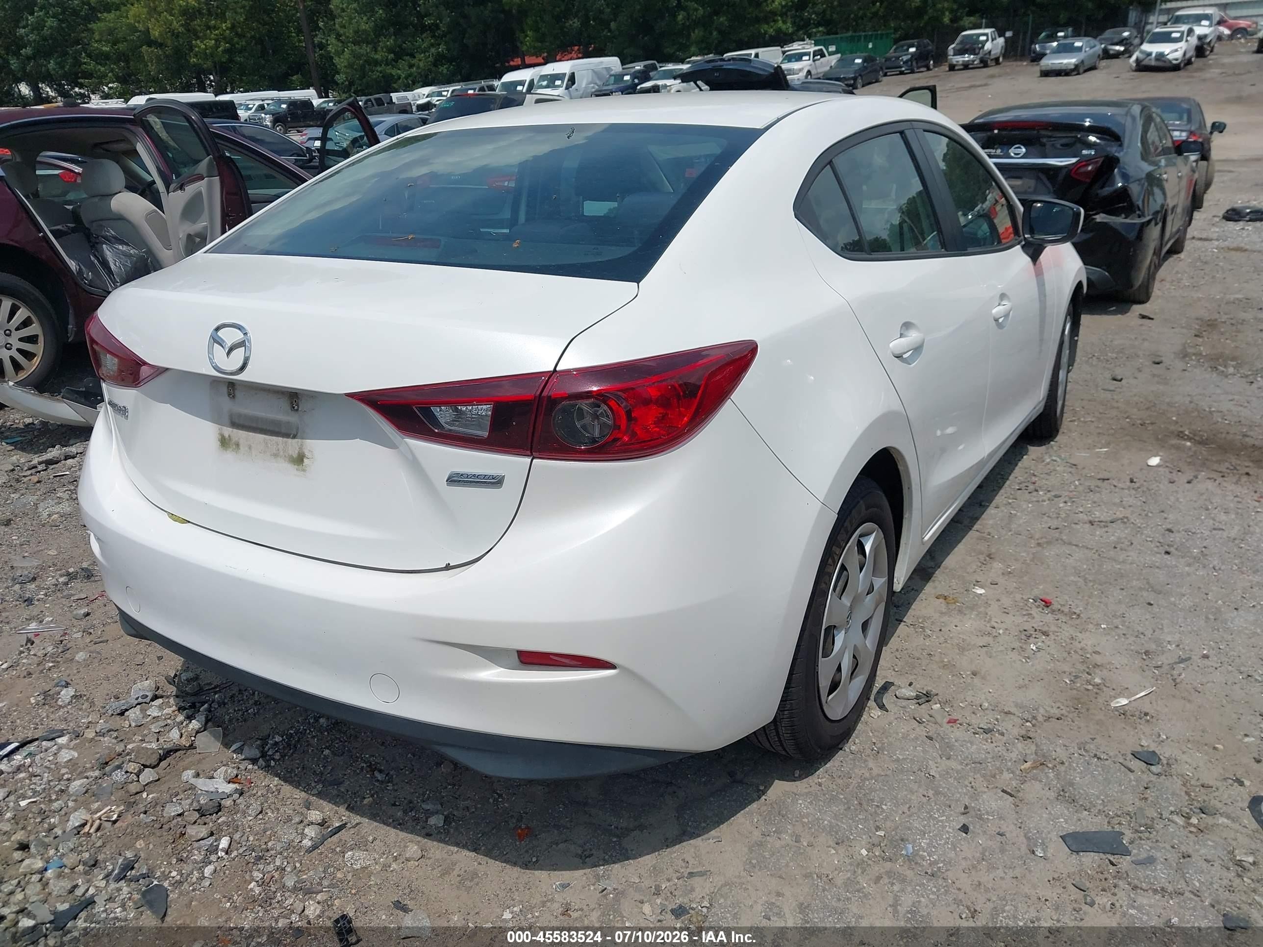 2015 Mazda Mazda3 I Sport White vin: 3MZBM1U75FM217508