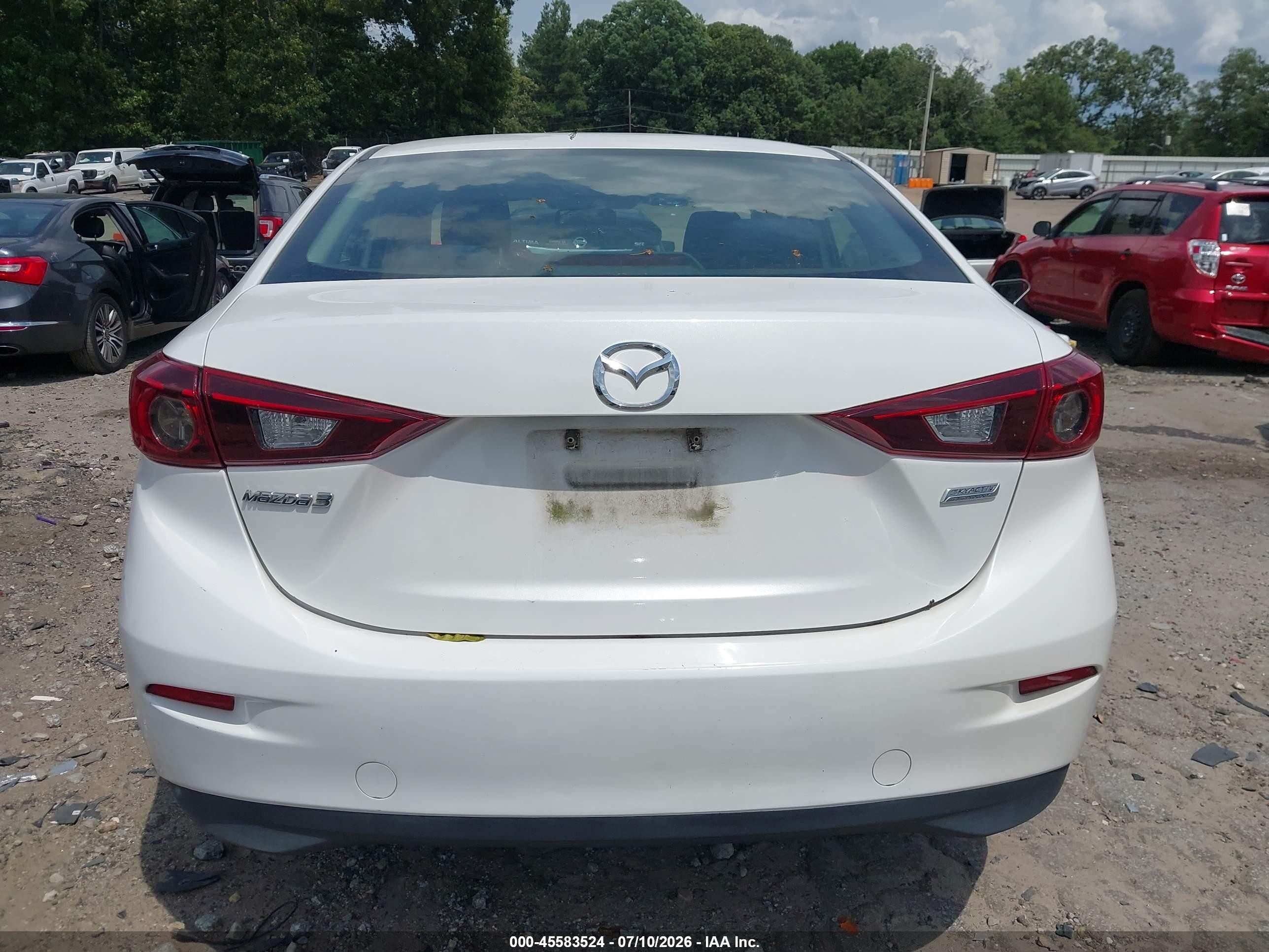 2015 Mazda Mazda3 I Sport White vin: 3MZBM1U75FM217508