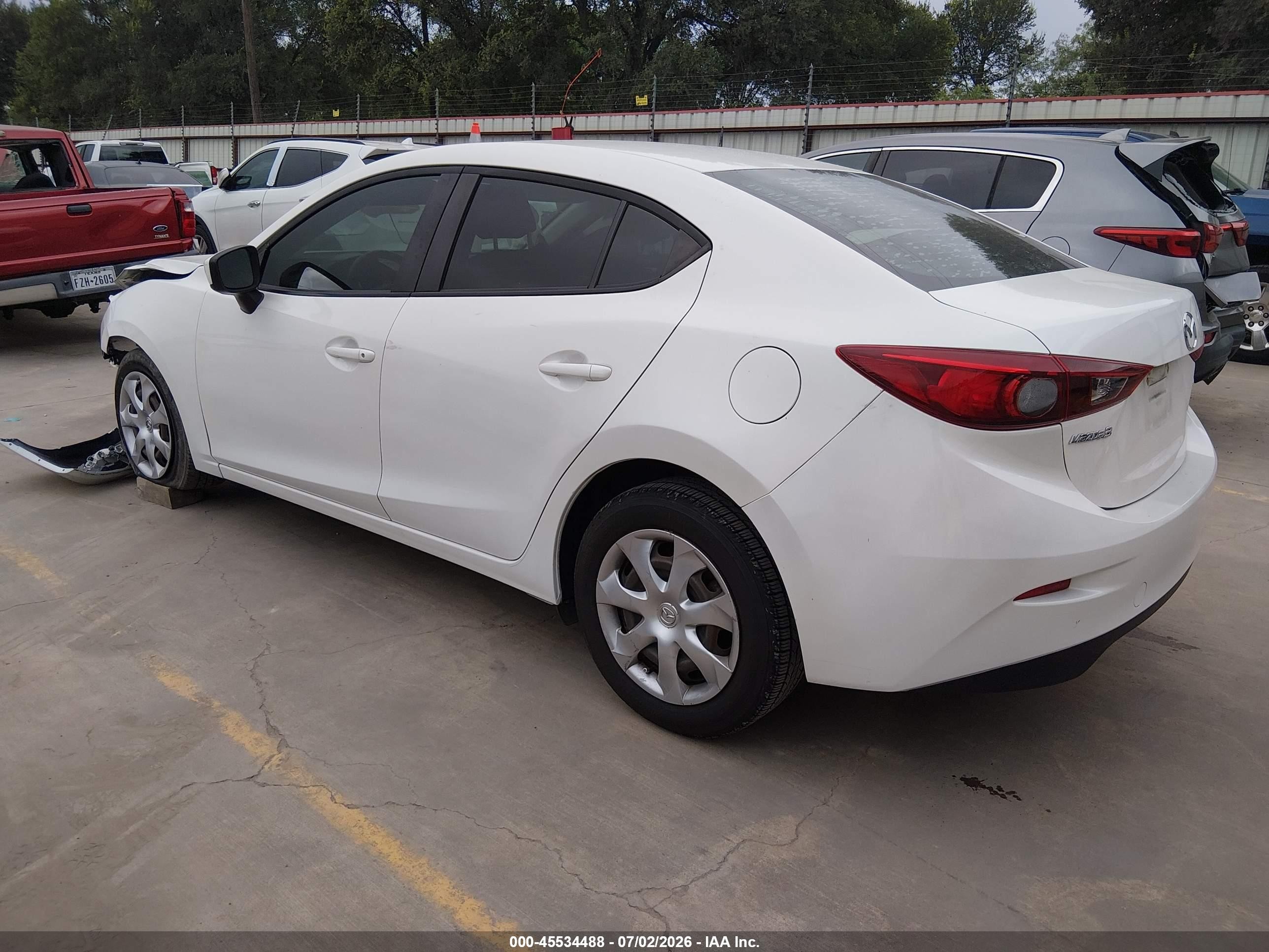 2015 Mazda Mazda3 I Sport White vin: 3MZBM1U75FM220344