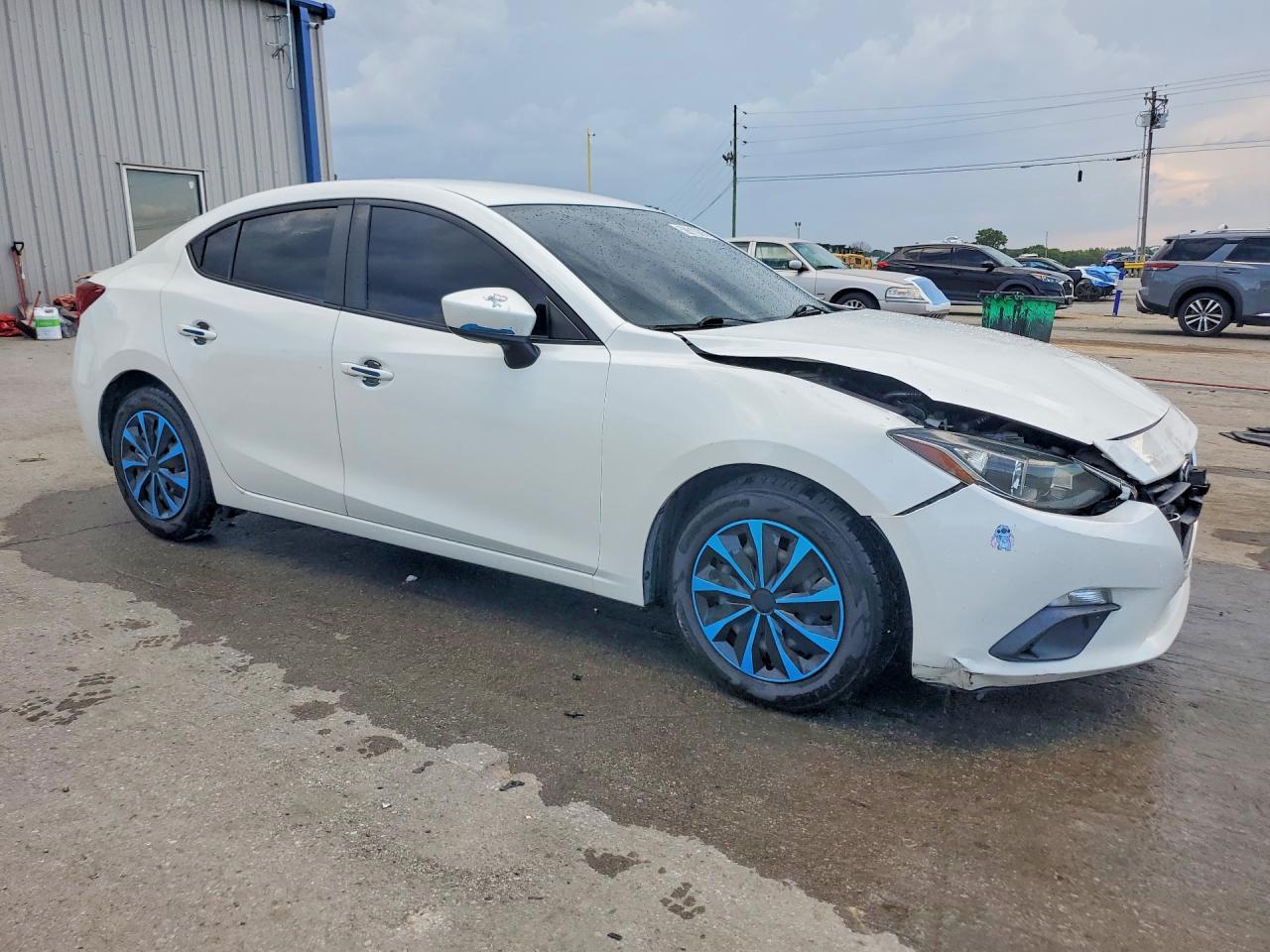 2015 Mazda 3 Sport White vin: 3MZBM1U76FM165015