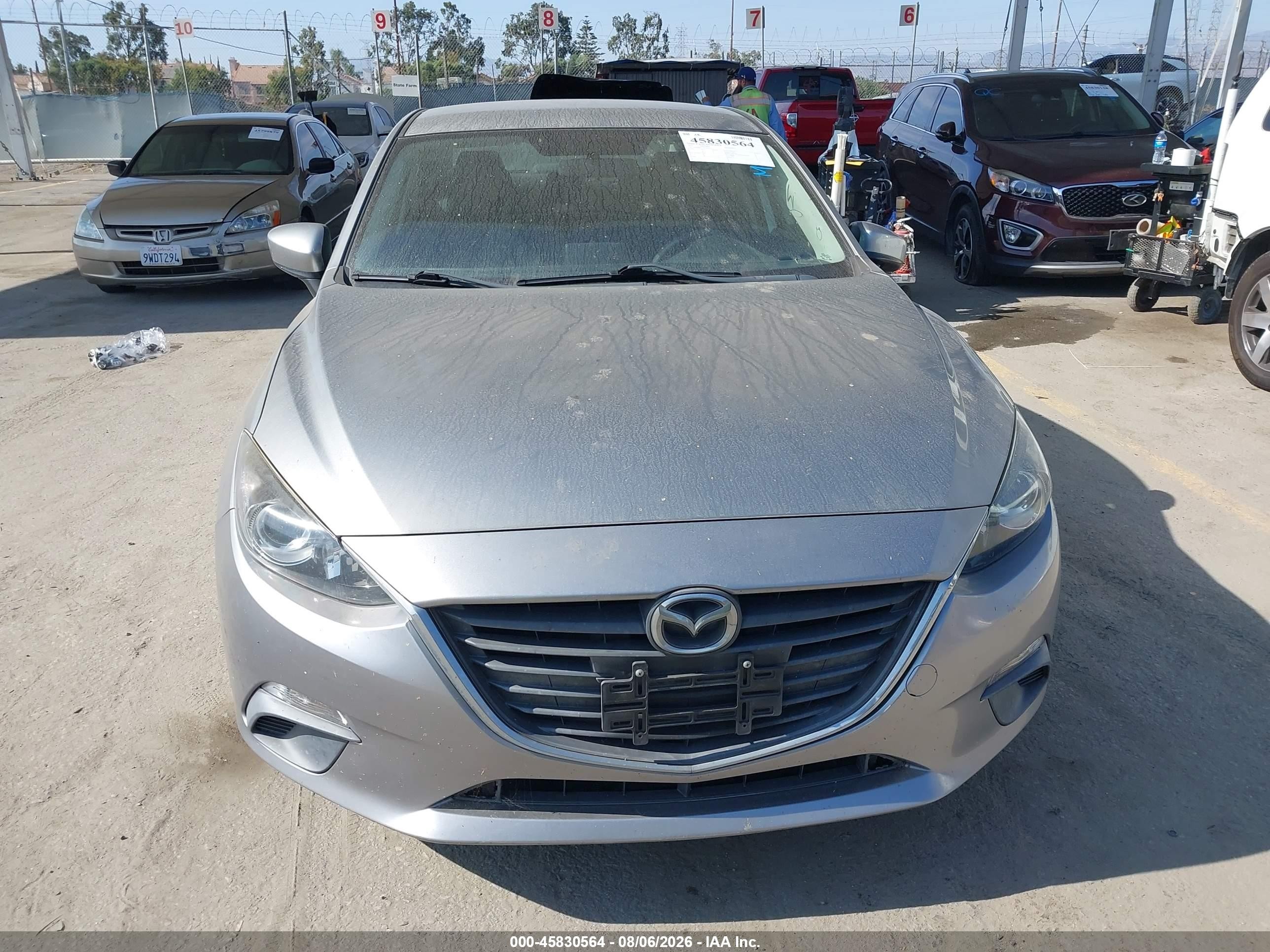 2015 Mazda Mazda3 I Sport Silver vin: 3MZBM1U76FM196751