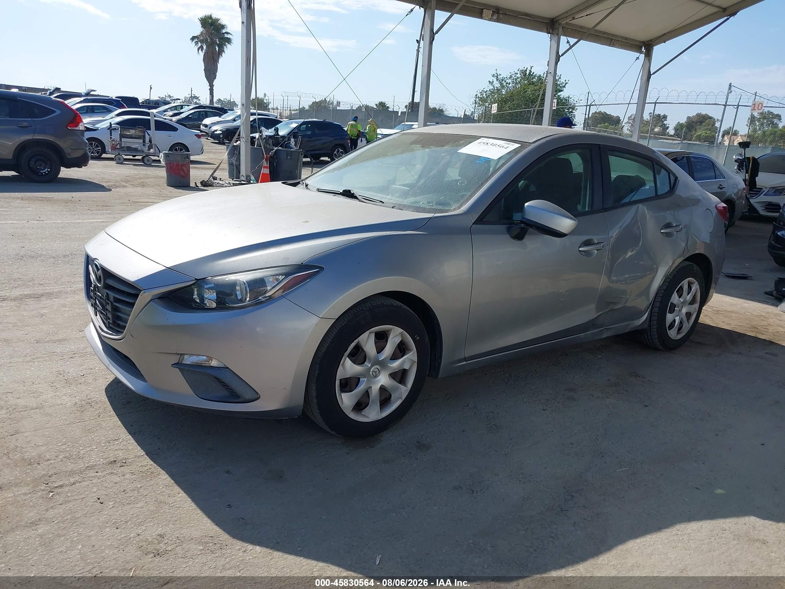 2015 Mazda Mazda3 I Sport Silver vin: 3MZBM1U76FM196751