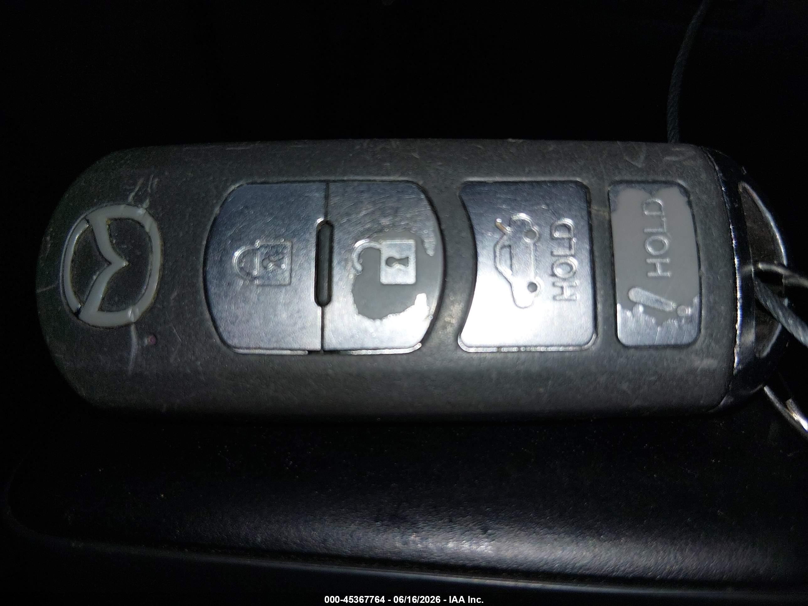 2015 Mazda Mazda3 I Sport Серый vin: 3MZBM1U76FM200314
